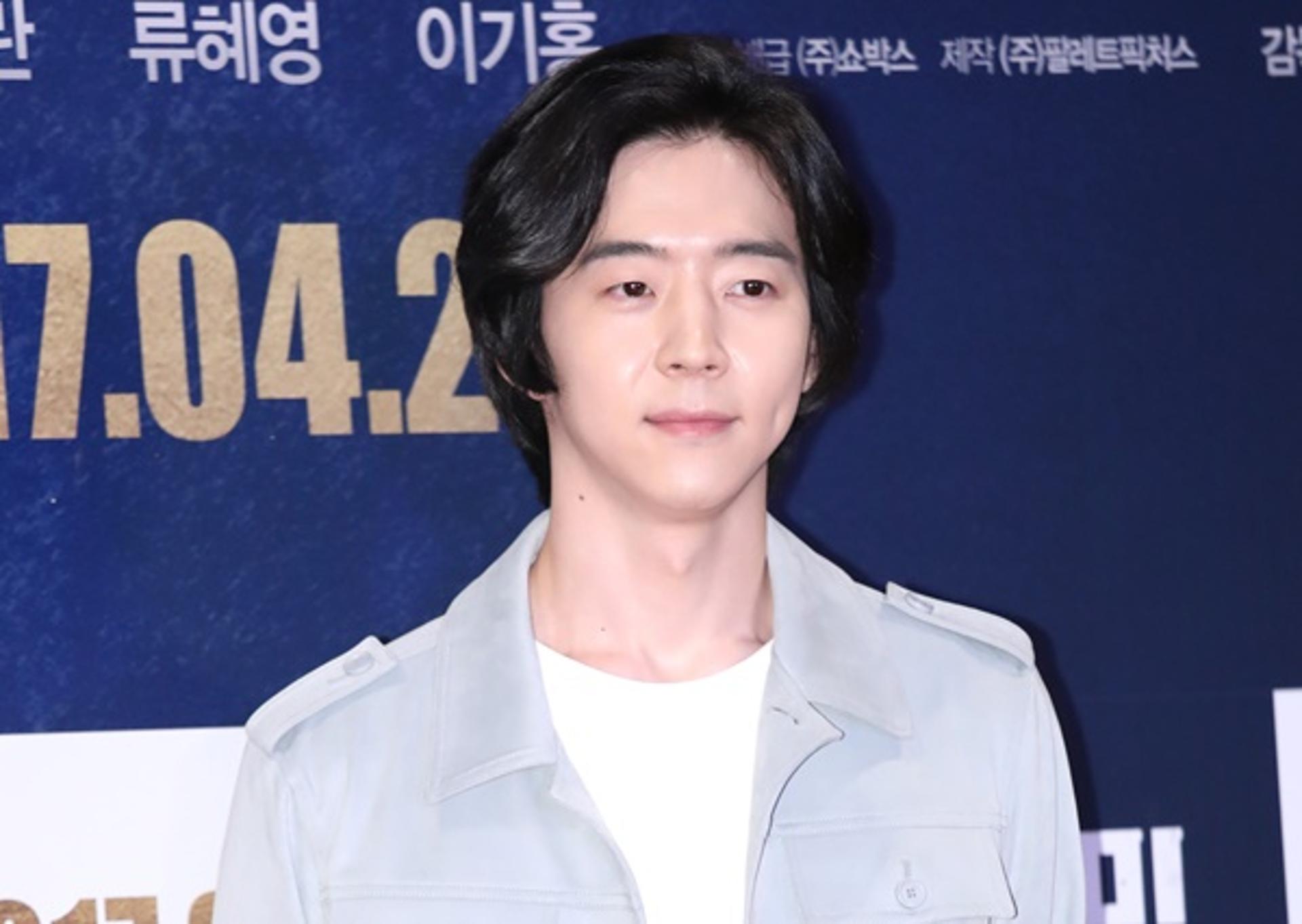 "걱정마세요"… '대마초 혐의' 박유환, 이 와중에 개인방송공지?