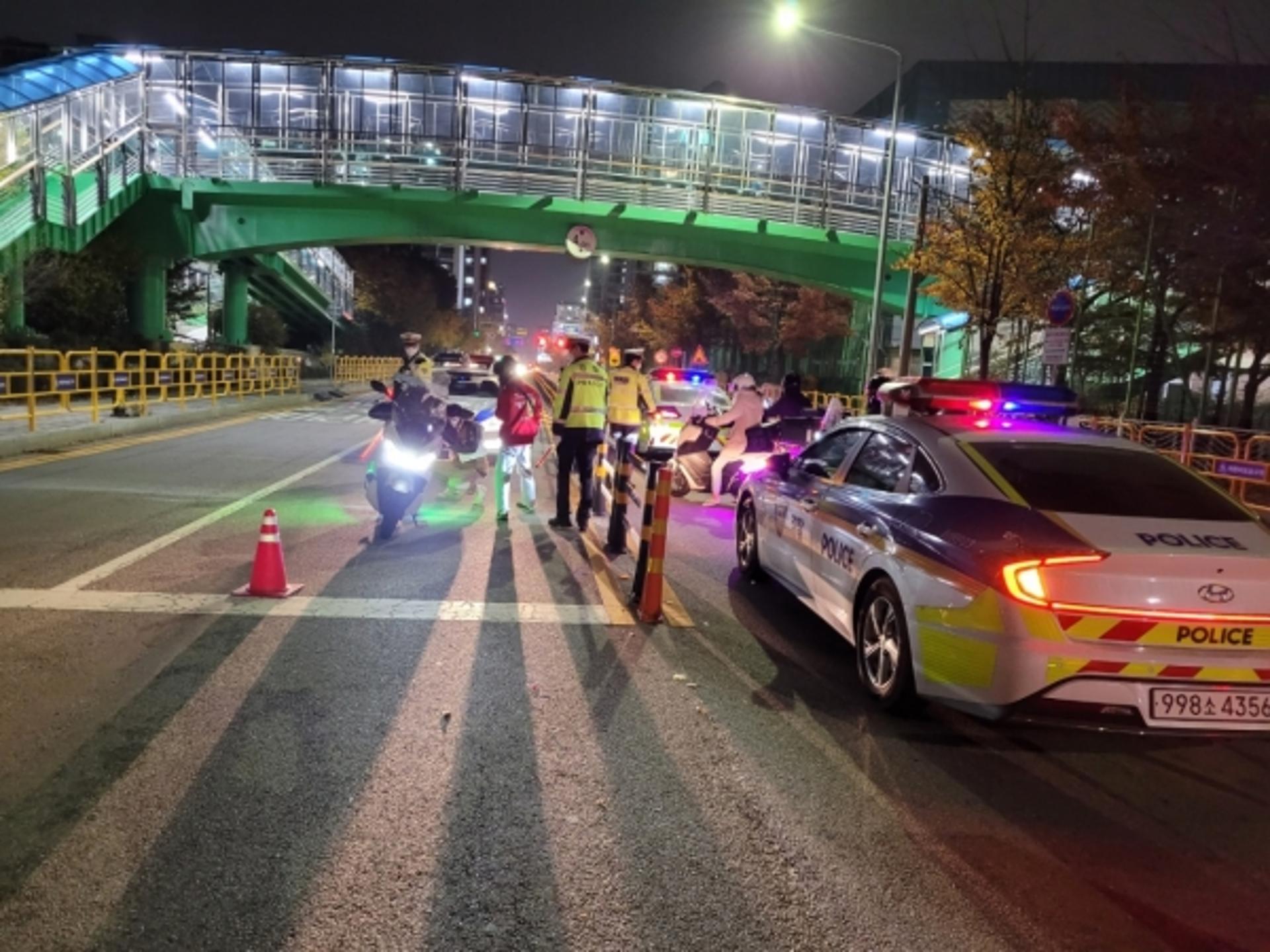 "불법 이륜차 꼼짝마"…화성시, 경찰과 함께 '합동단속'