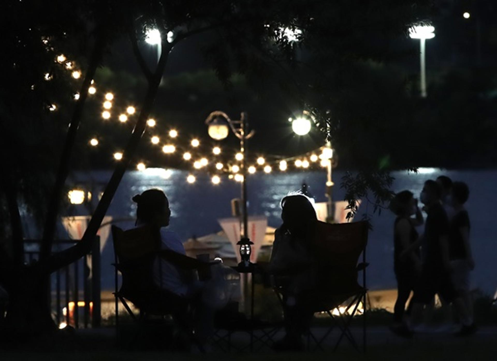 신규 코로나 확진자 1700명대 전후 예상… 한강공원 야간음주 금지 해제