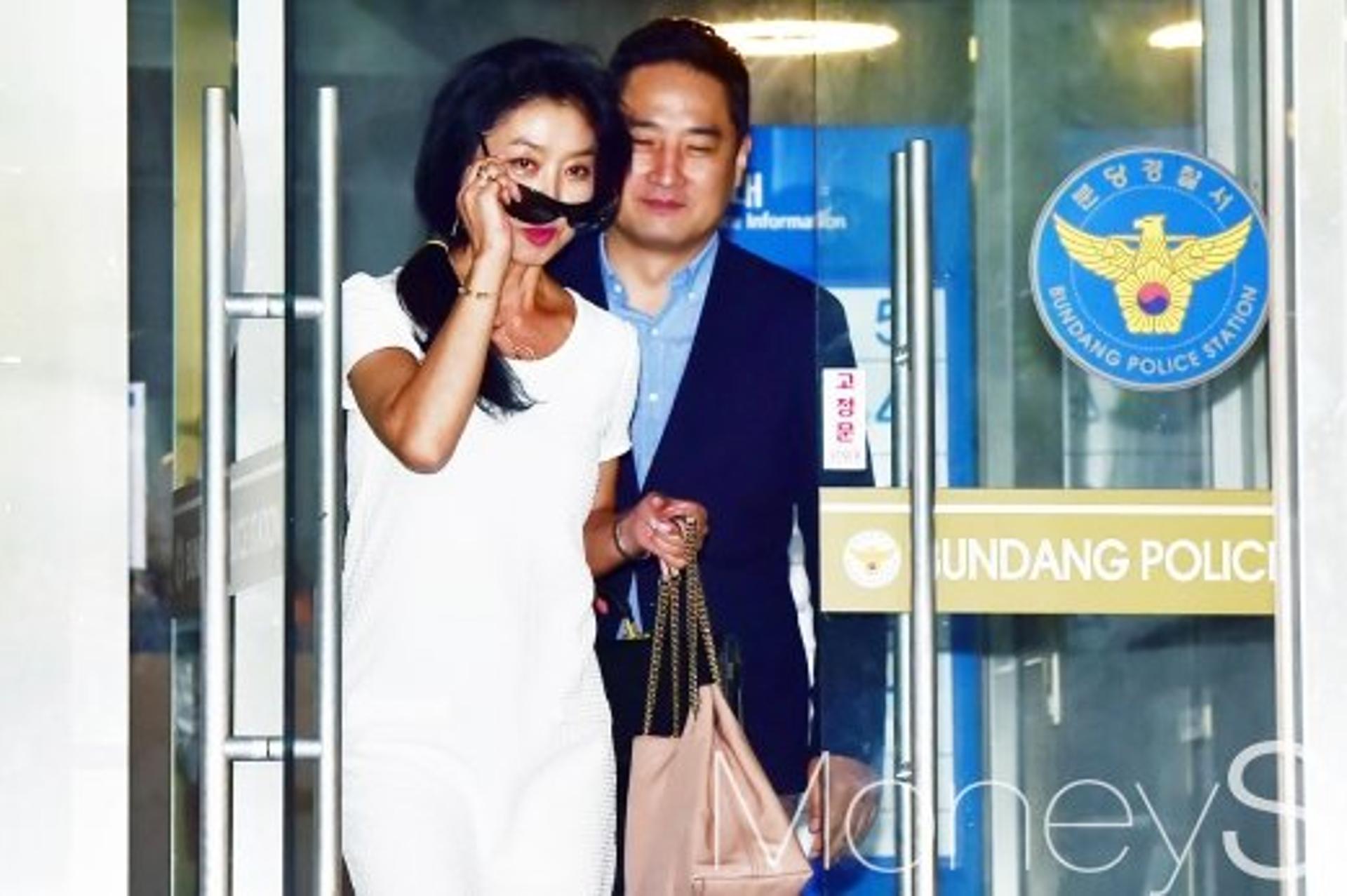 "네가 사람이냐"… 김부선, 강용석 변호사 해임