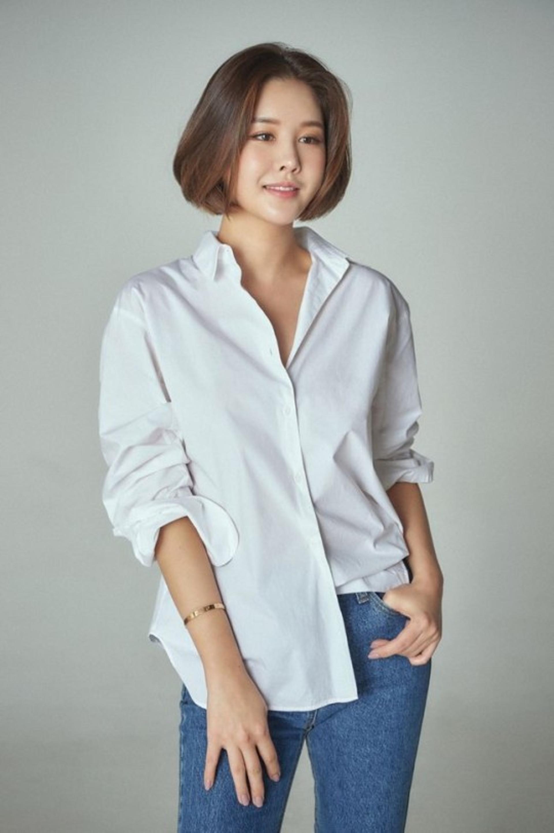 박은지 득녀 “산모 아이 모두 건강… 안정 취하는 중”