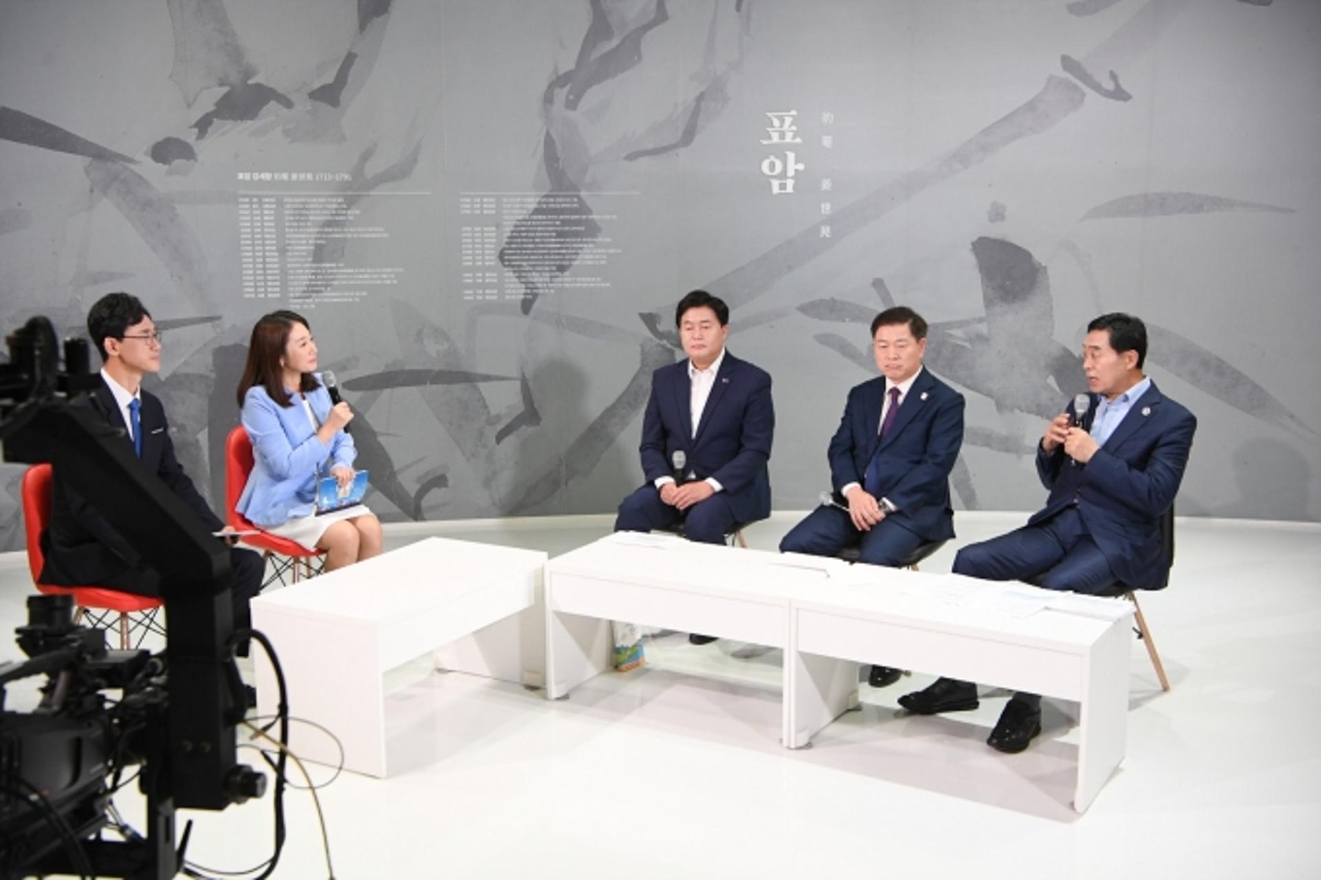 윤화섭 안산시장 "뜨거운 시민관심으로 다양한 성과 이뤄내"