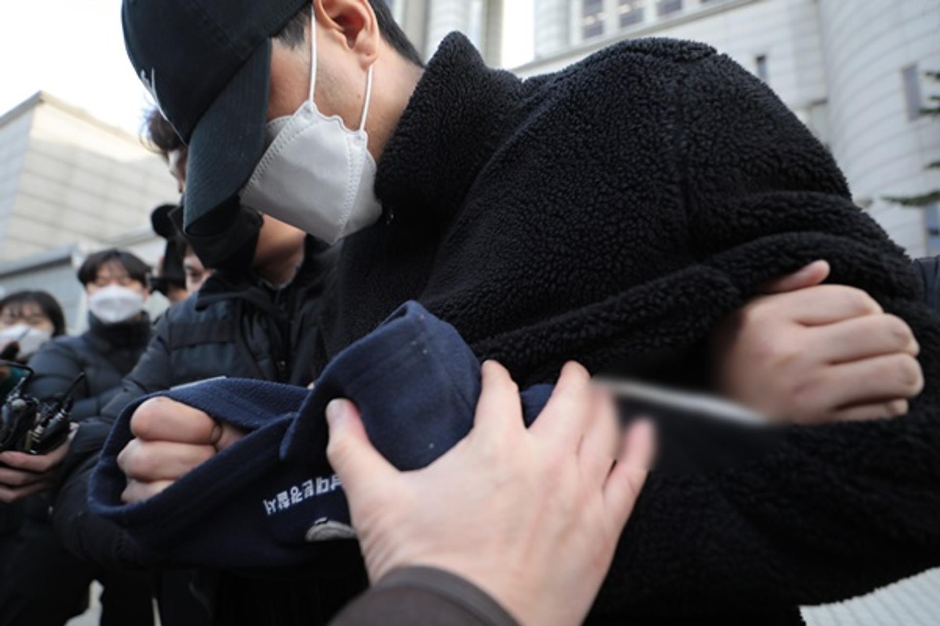'신변보호 여성 살해' 30대 남성, 신상공개 여부 오늘 결정
