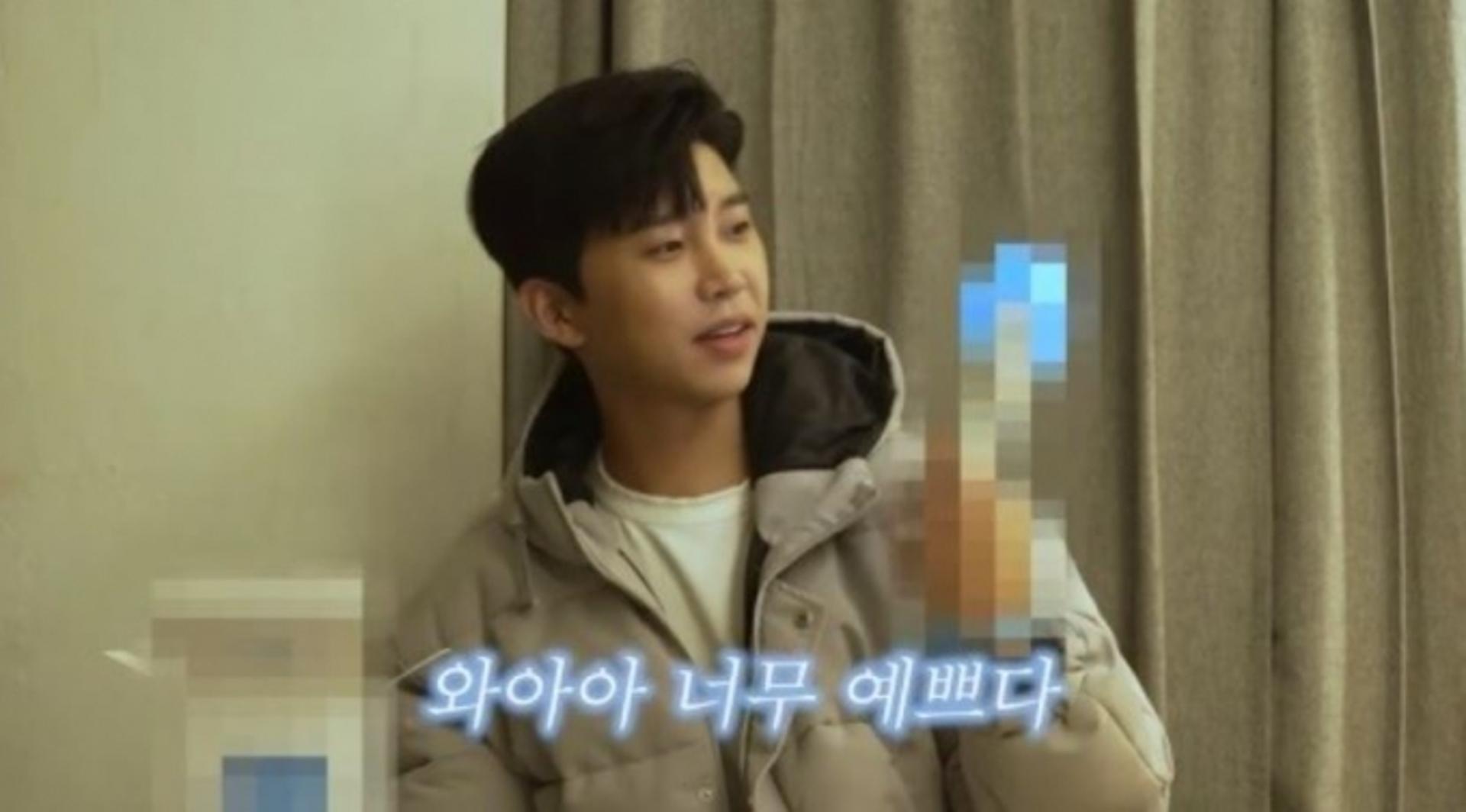 임영웅, 첫 공식 응원봉 공개… "아이돌들만 하는 거 아니에요?"
