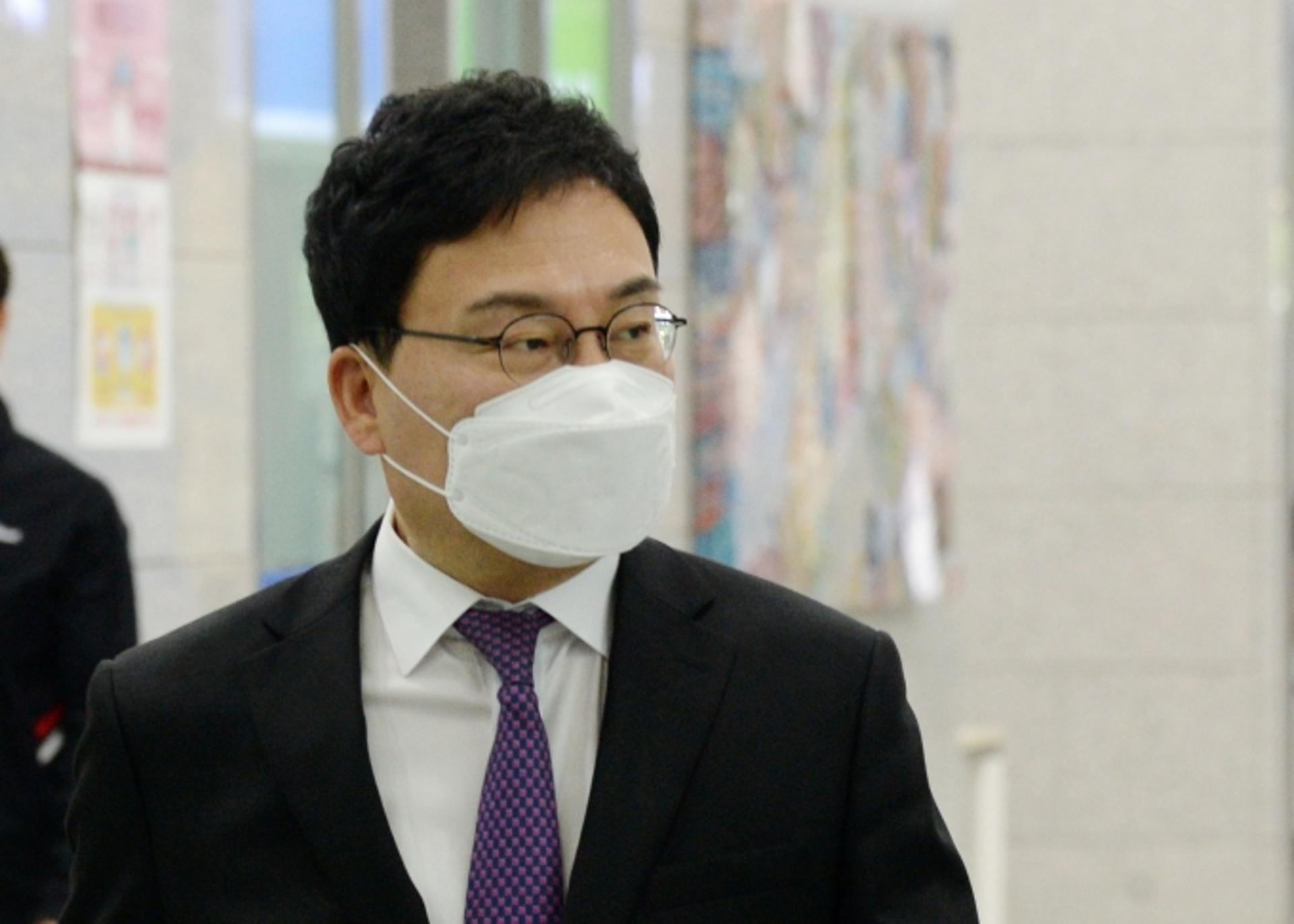 검찰, 이상직 의원에 징역 10년 구형… 550억대 이스타항공 배임·횡령 혐의