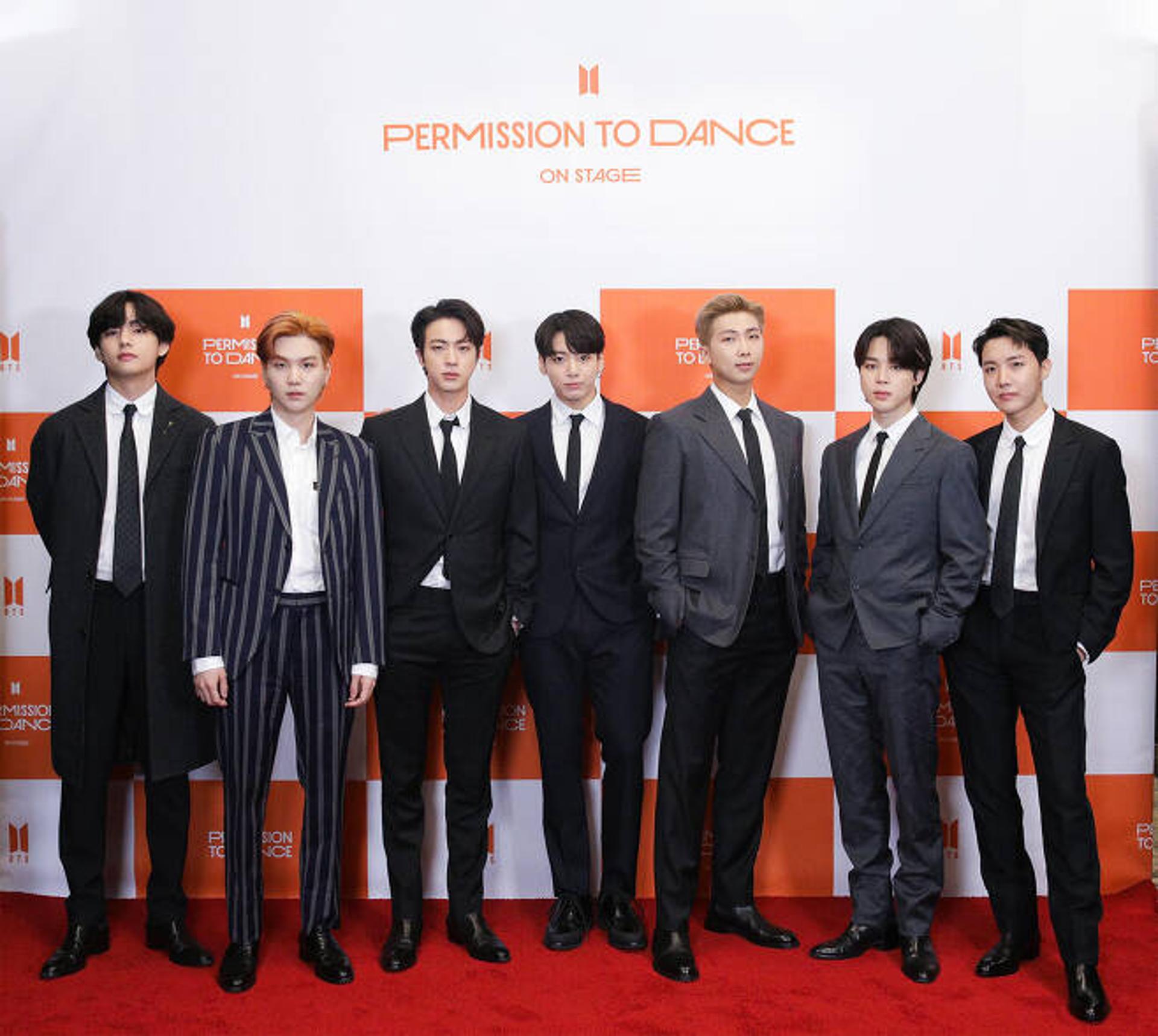 LA 점령한 '방탄소년단'… 2일은 생중계