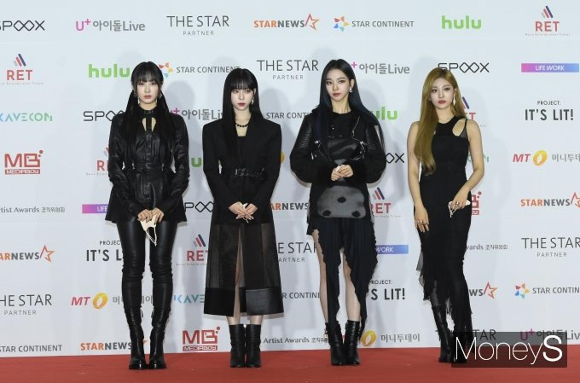 [2021 AAA] 브브걸·에스파 핫트렌드상 "앞으로 더 노력하겠다"