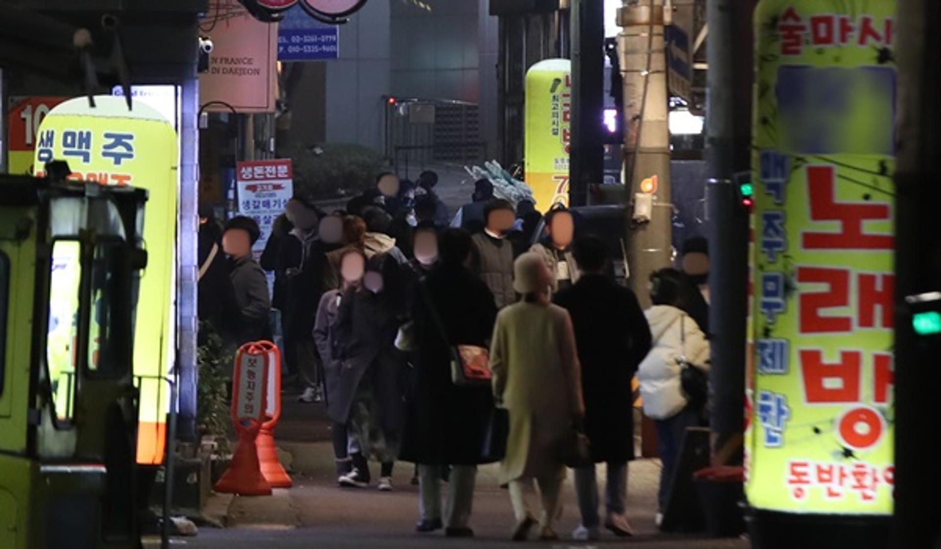 신규 확진자, 연이틀 7000명대 예상… 1만명도 시간문제