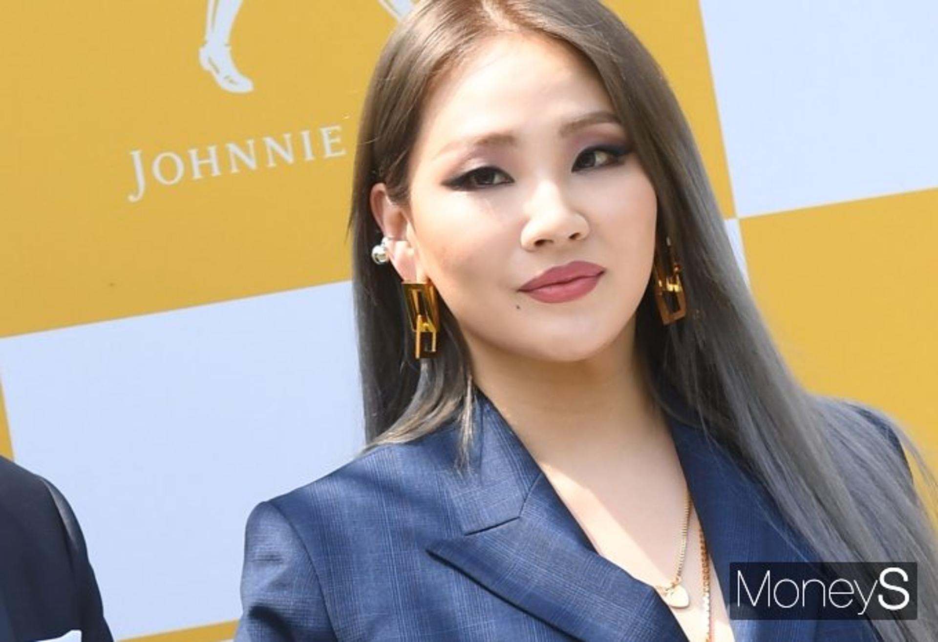 씨엘, 2NE1 해체 비하인드… "기사 통해 알아, 마음 아팠다"