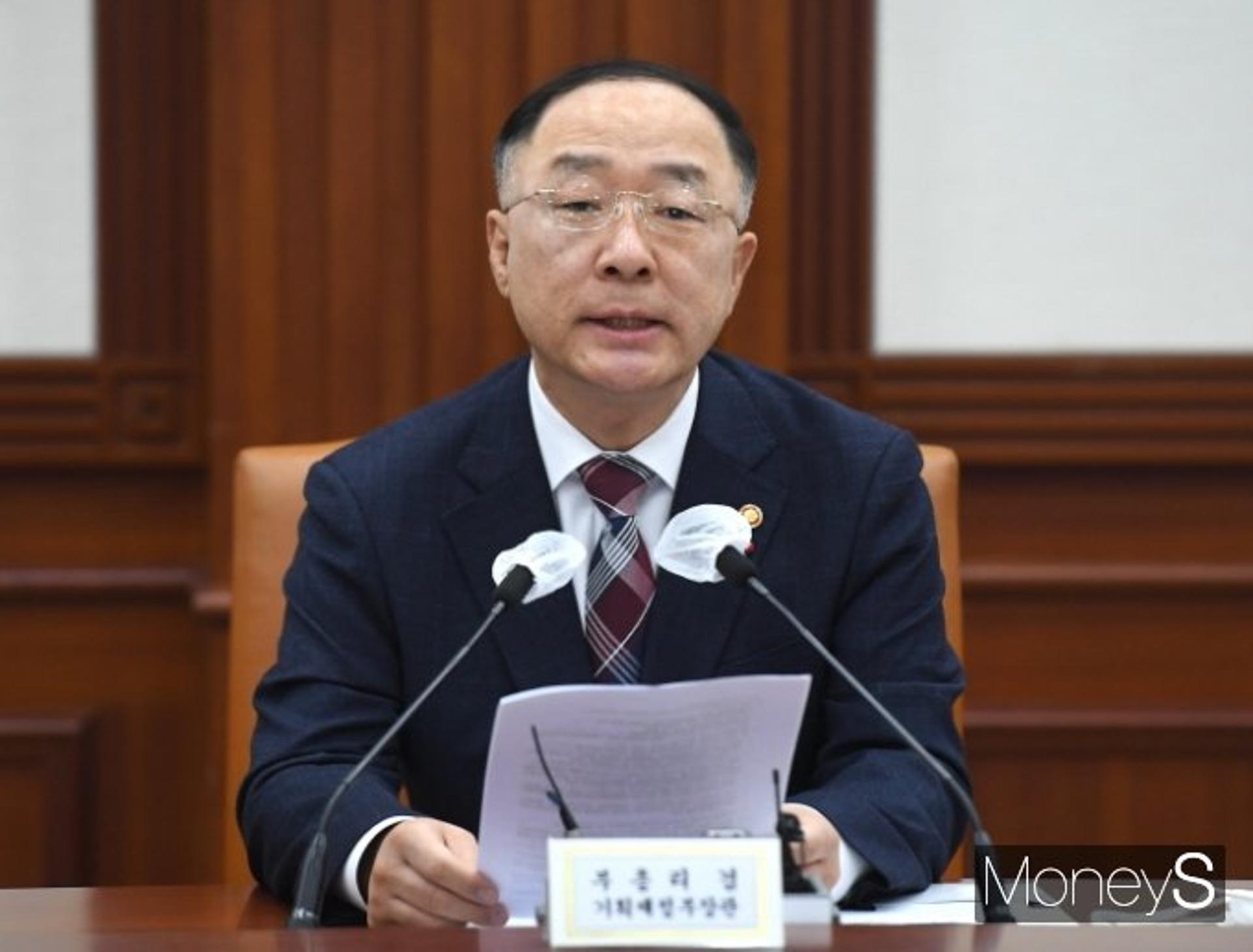 정부, 전기차 예산 2배 늘렸다… 내년 무공해차 50만대 보급 목표