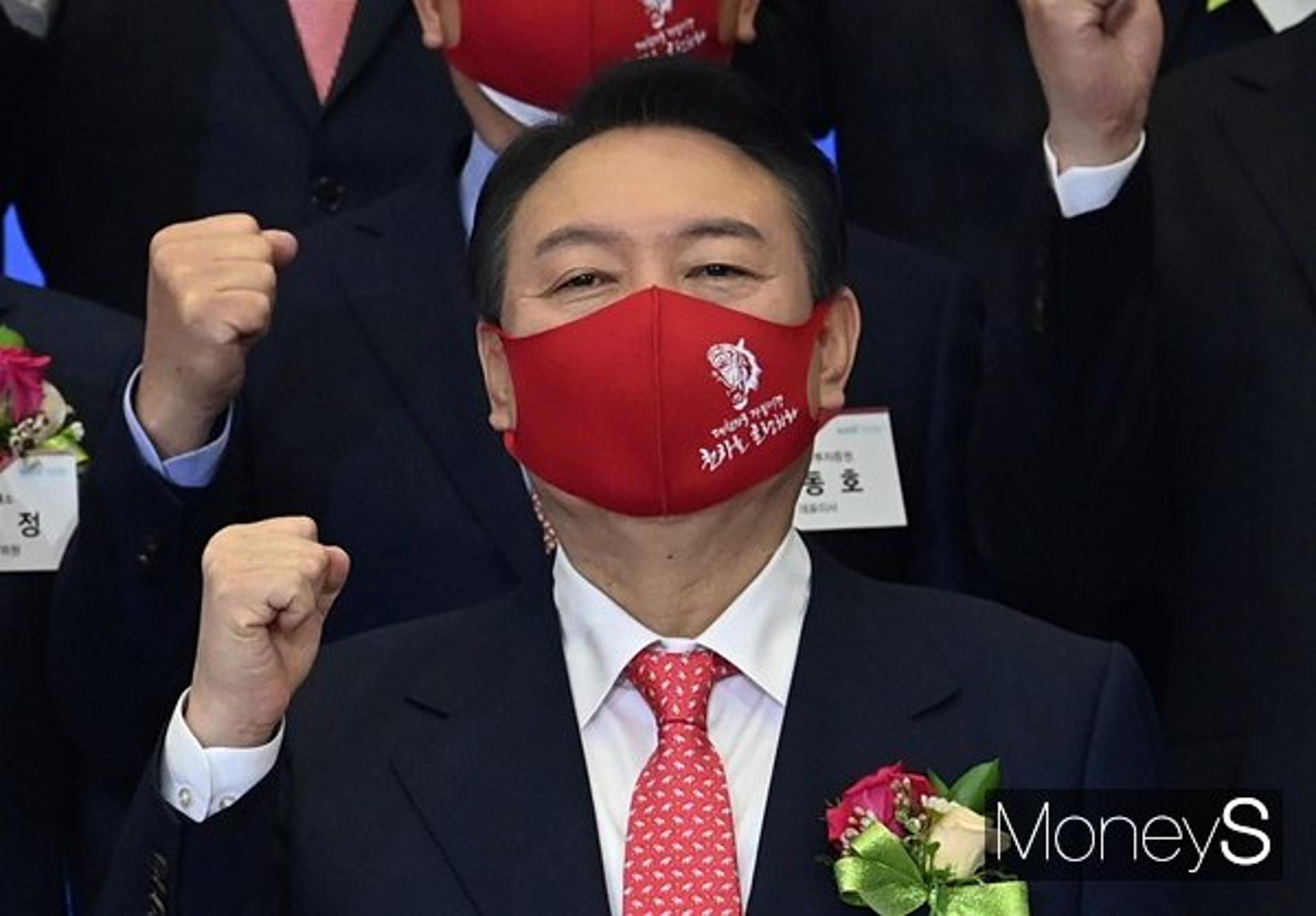 윤석열, 공개일정 잠정 중단… "선대위 전면 쇄신안 마련"(상보)