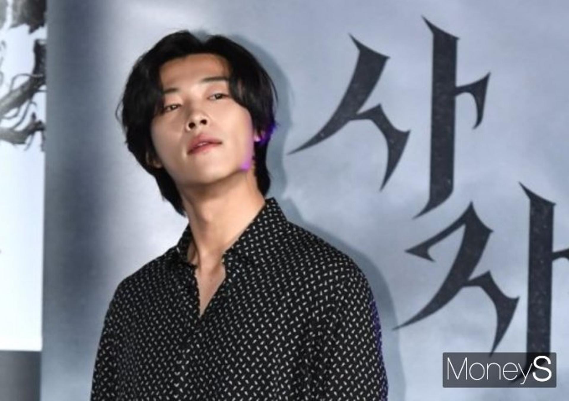 '말년 휴가중' 우도환, 5일 미복귀전역… "너무 보고 싶었어요"