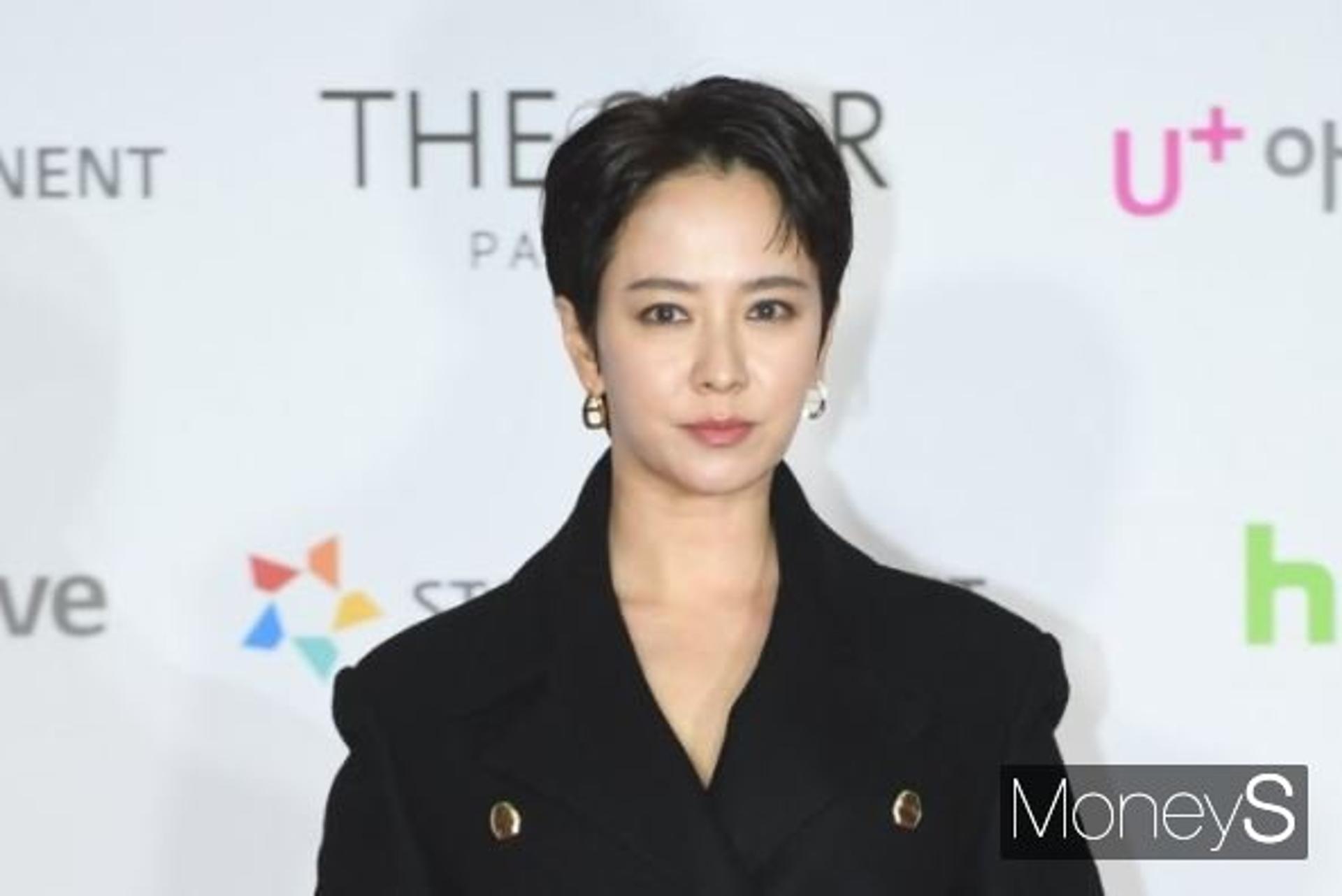 "인격 모독 심각"…배우 송지효, 루머에 칼 뽑았다