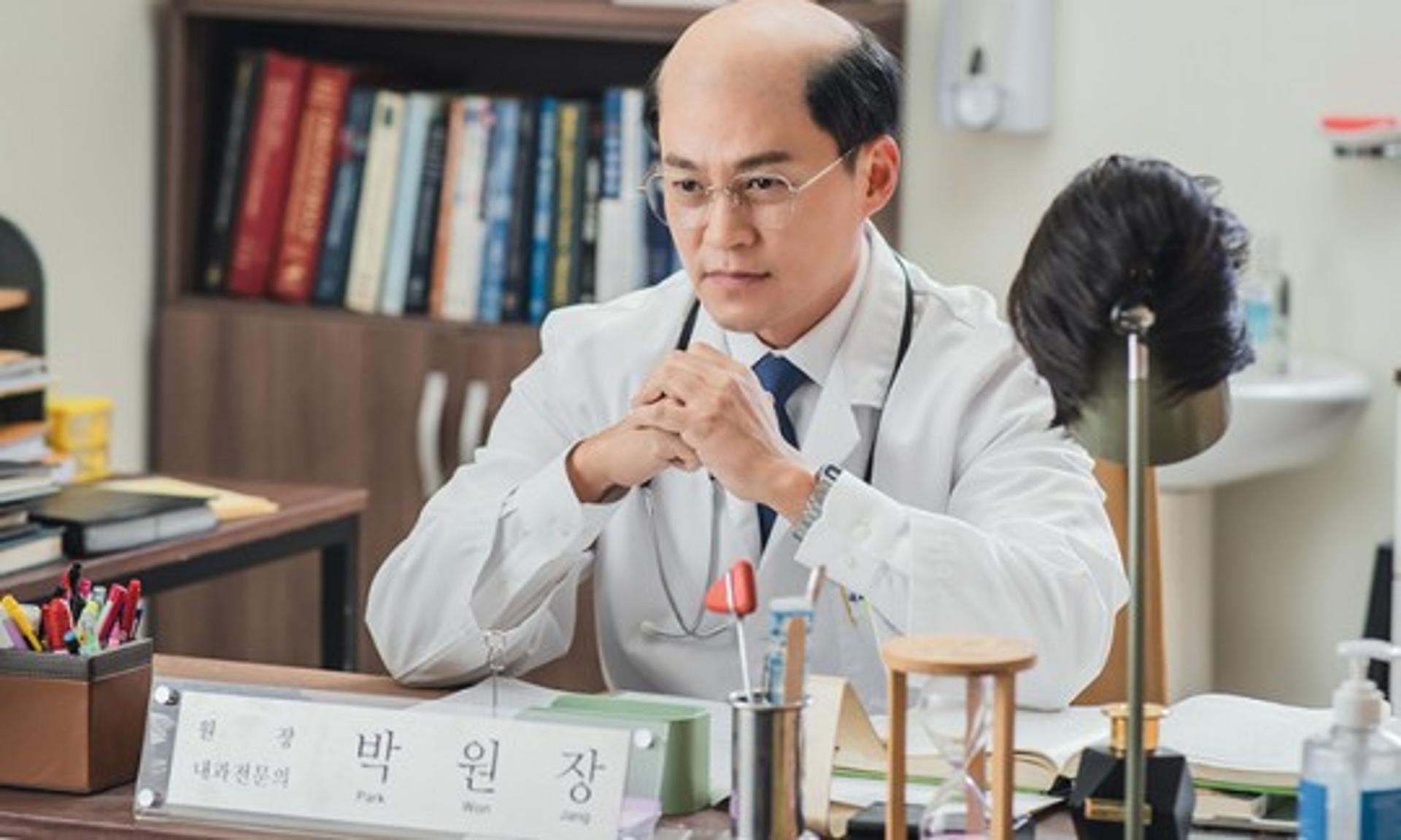 대머리로 변신한 이서진… '내과 박원장' 기대되는 이유