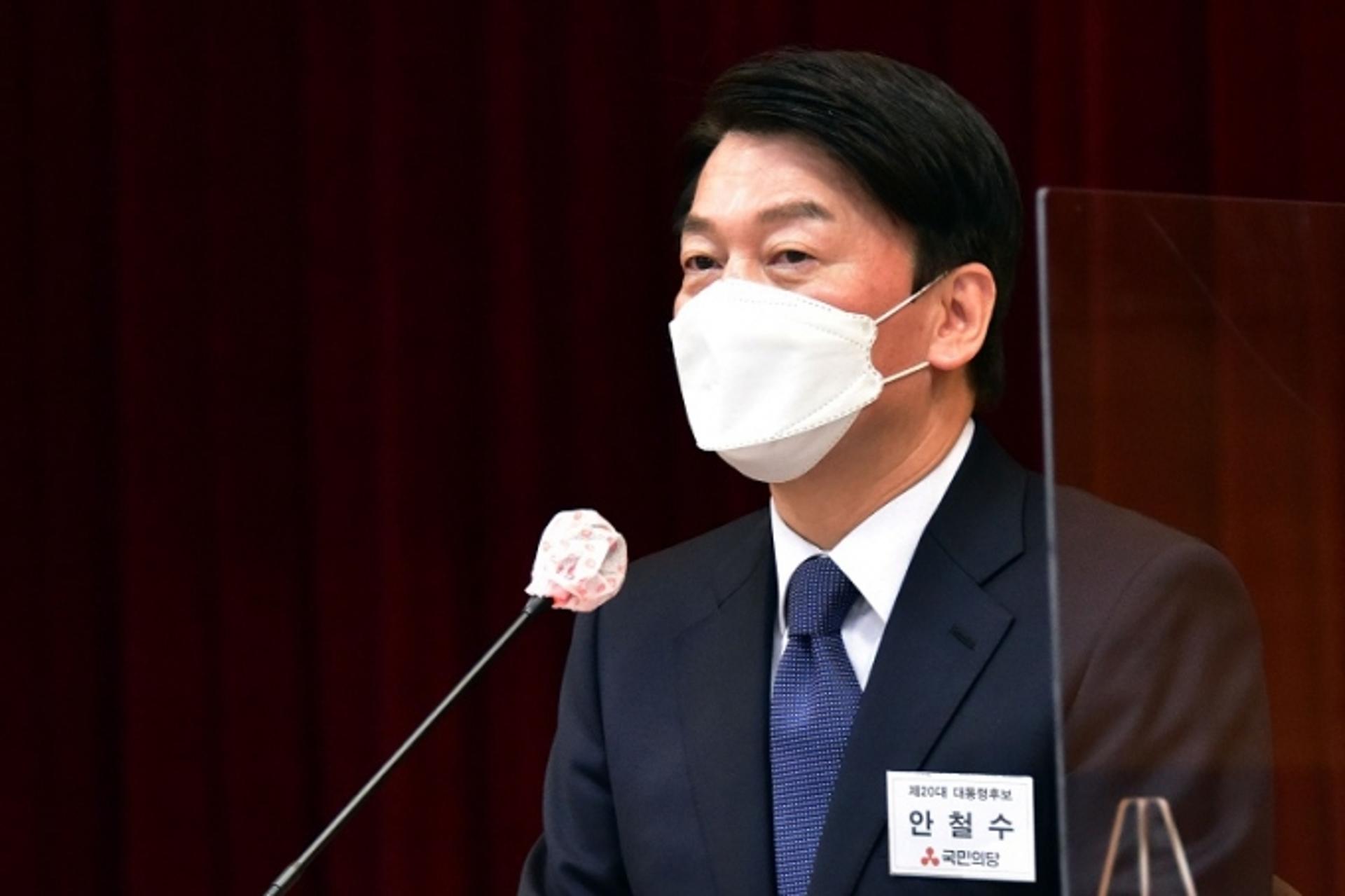 자영업자 표심 잡기 나선 안철수… "대출만기 연장…금리는 인상 전과 동일"