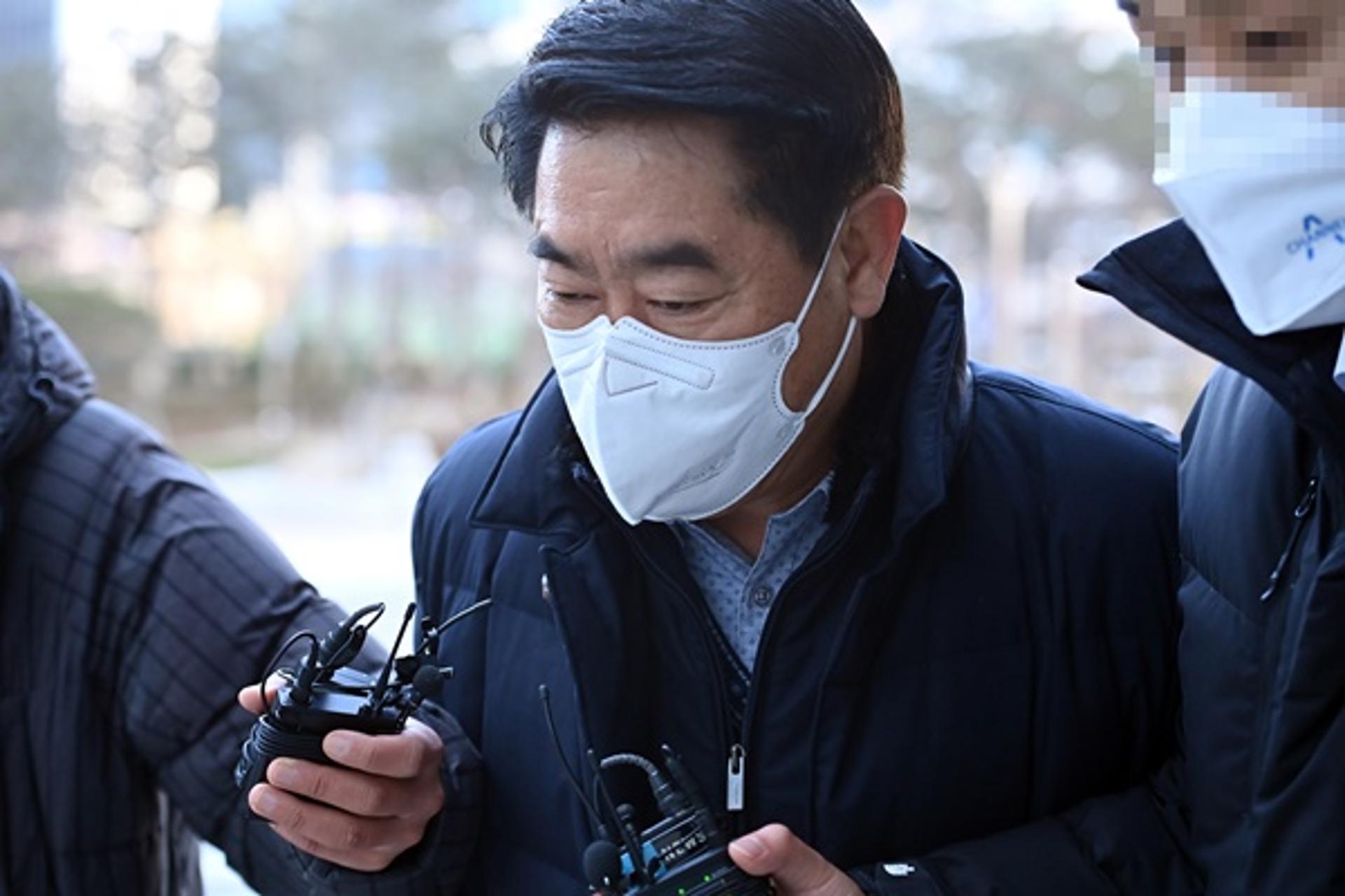 '대장동 40억원 수뢰 혐의'… 최윤길 전 성남시의회 의장 구속