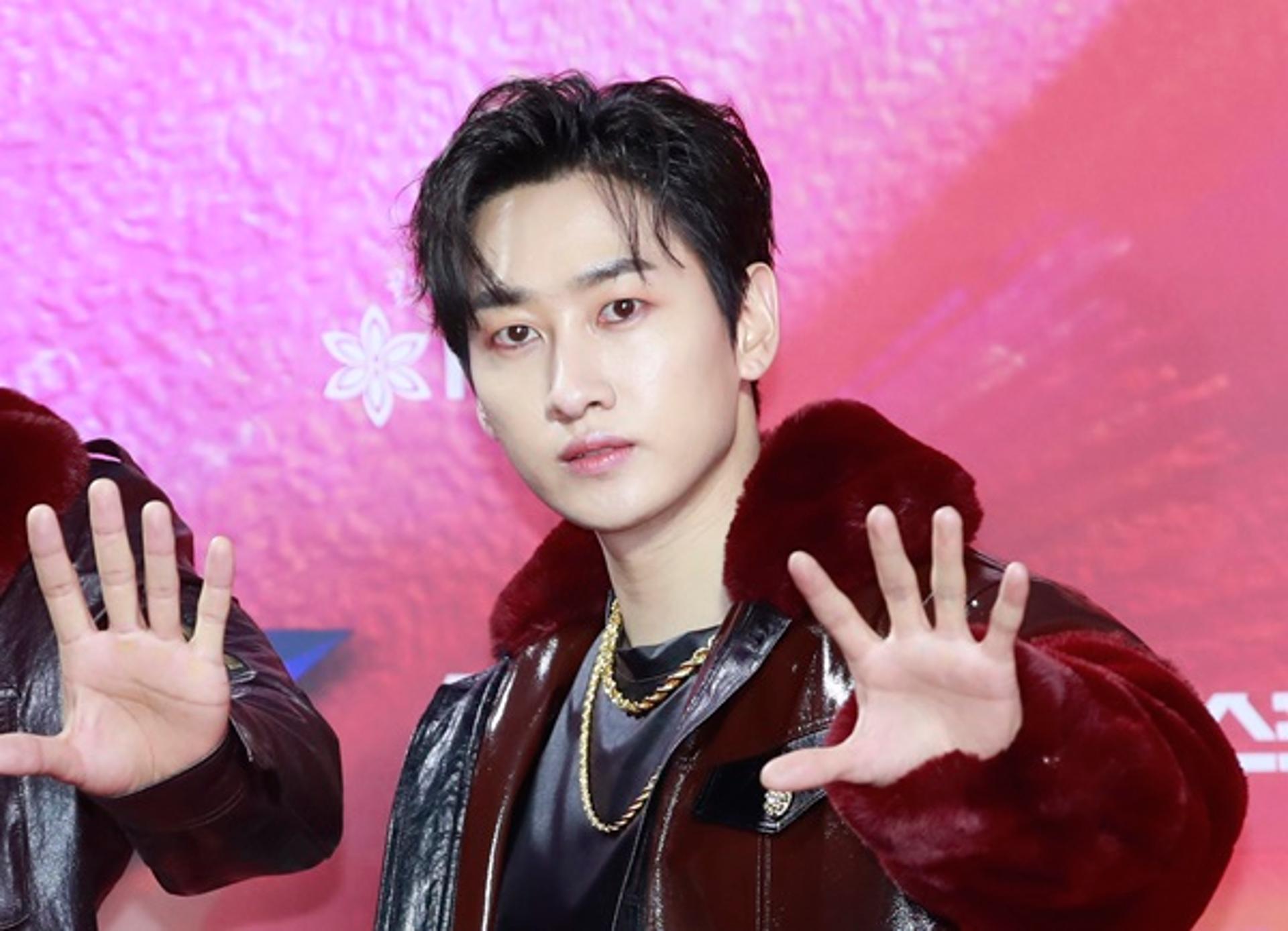 "부스터샷 맞았는데"… 슈퍼주니어 은혁, 코로나 '확진'→ 방송가 비상