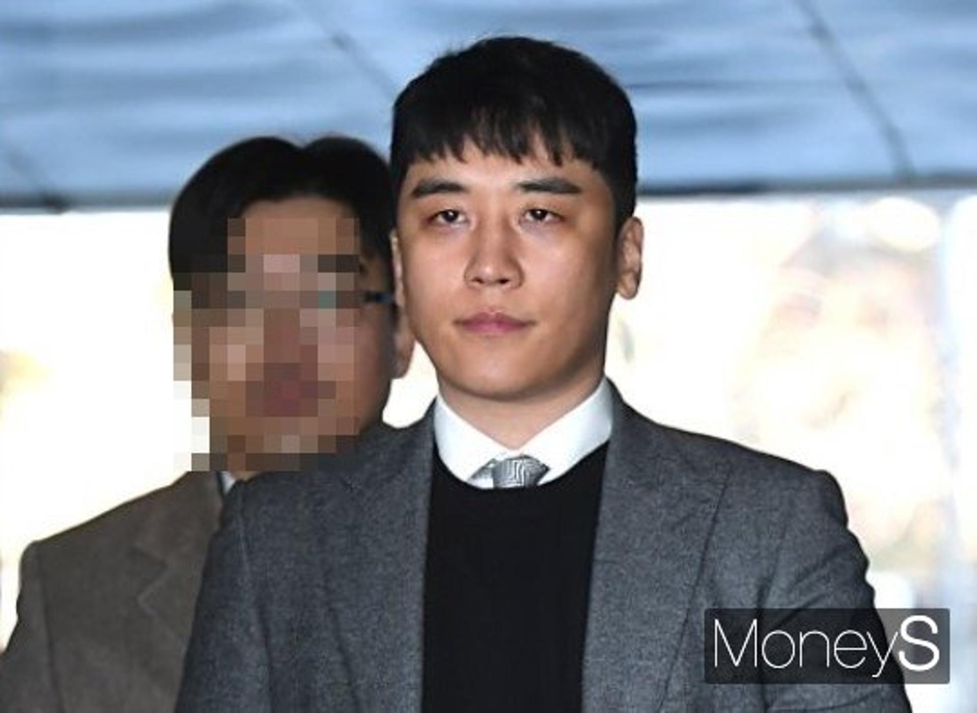 "혐의 인정하고 반성"… 빅뱅 출신 승리, 2심서 1년6개월로 감형