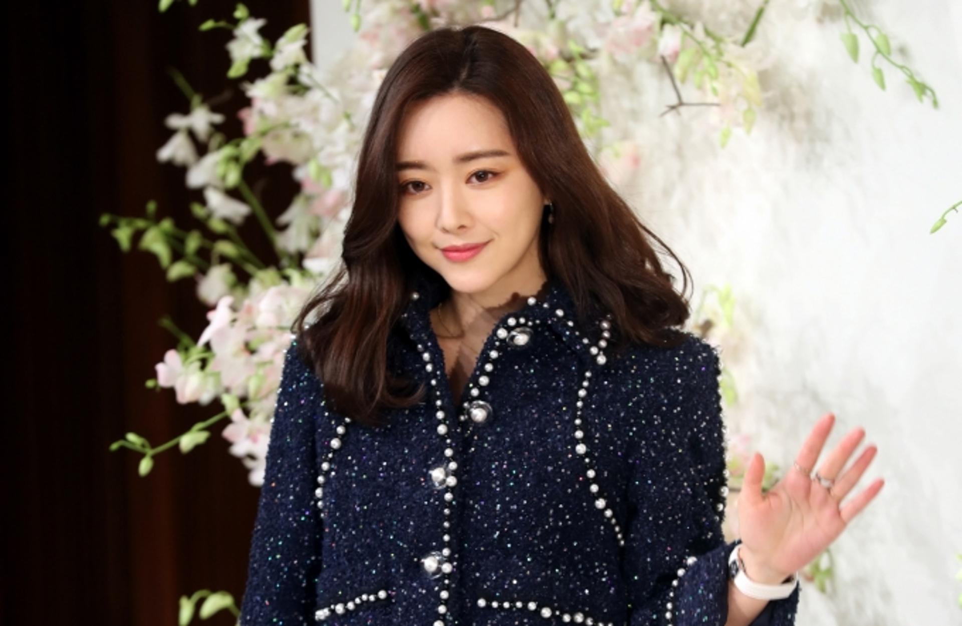 홍수아 “내 코는 마지막 코”… 런닝맨서 성형 고백