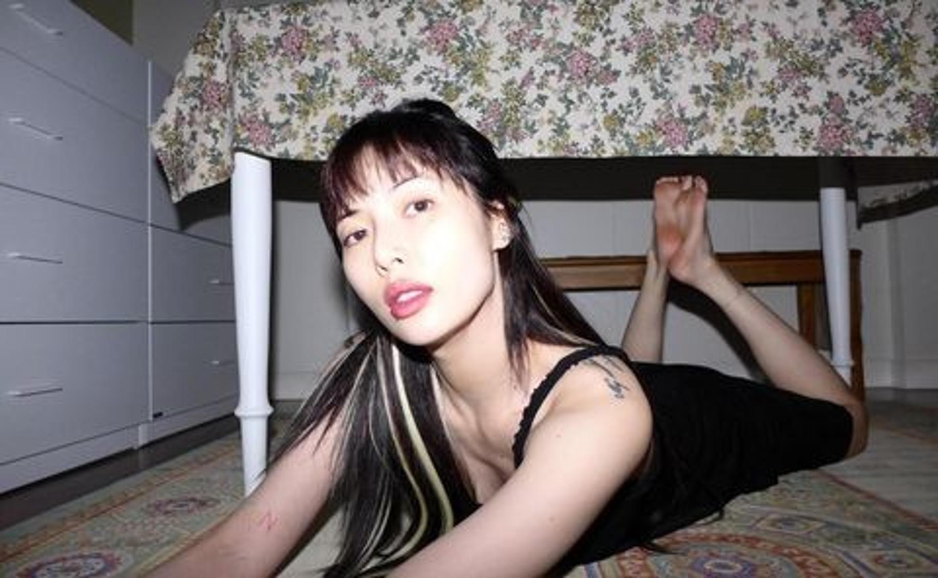 "란제리 입고 아찔"… 현아, ♥던 프로포즈 후 근황, 진짜 결혼하나