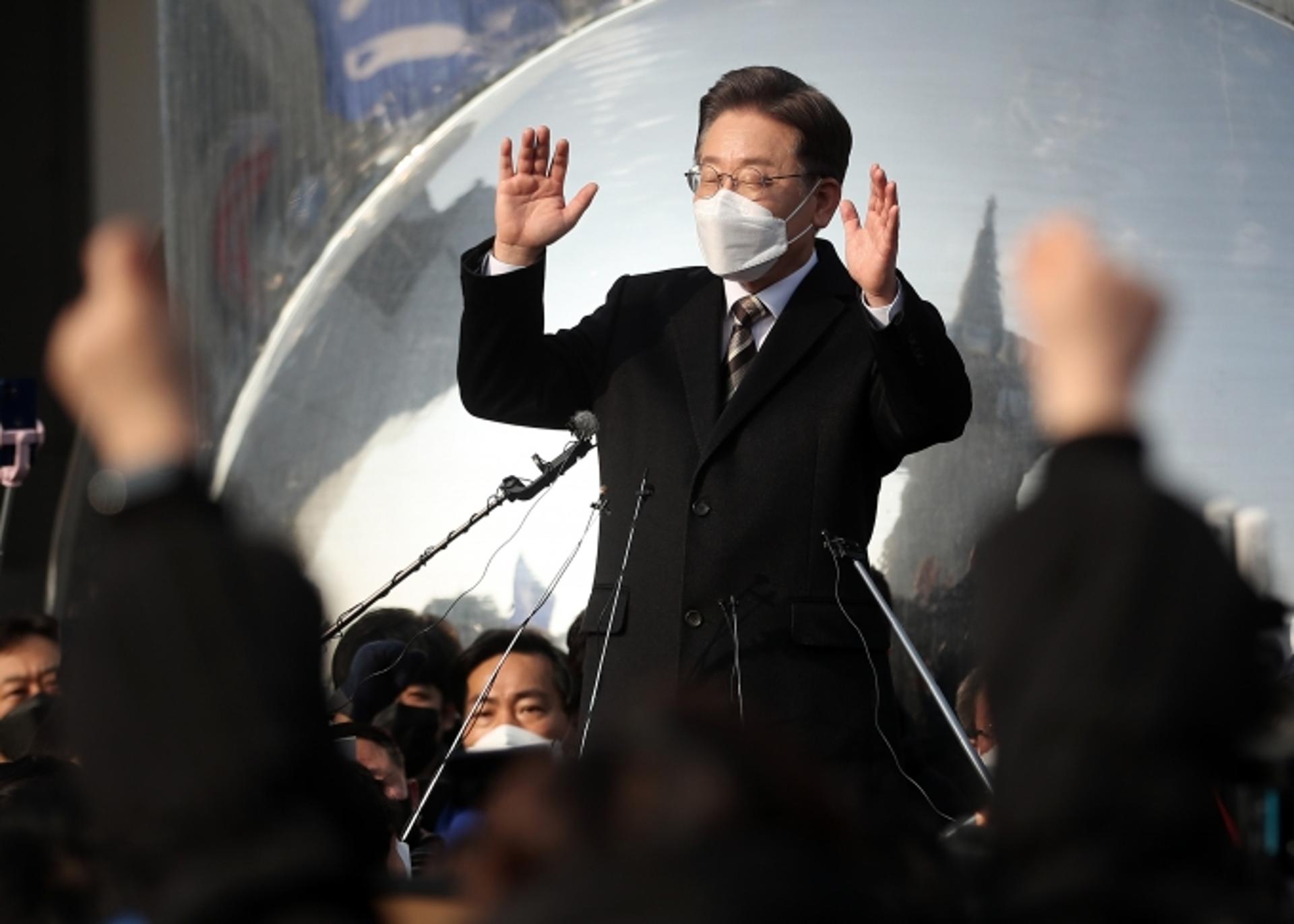 이재명 "윤석열, 죄 없는데 탈탈 털겠다고 해… 이는 범죄·정치보복"