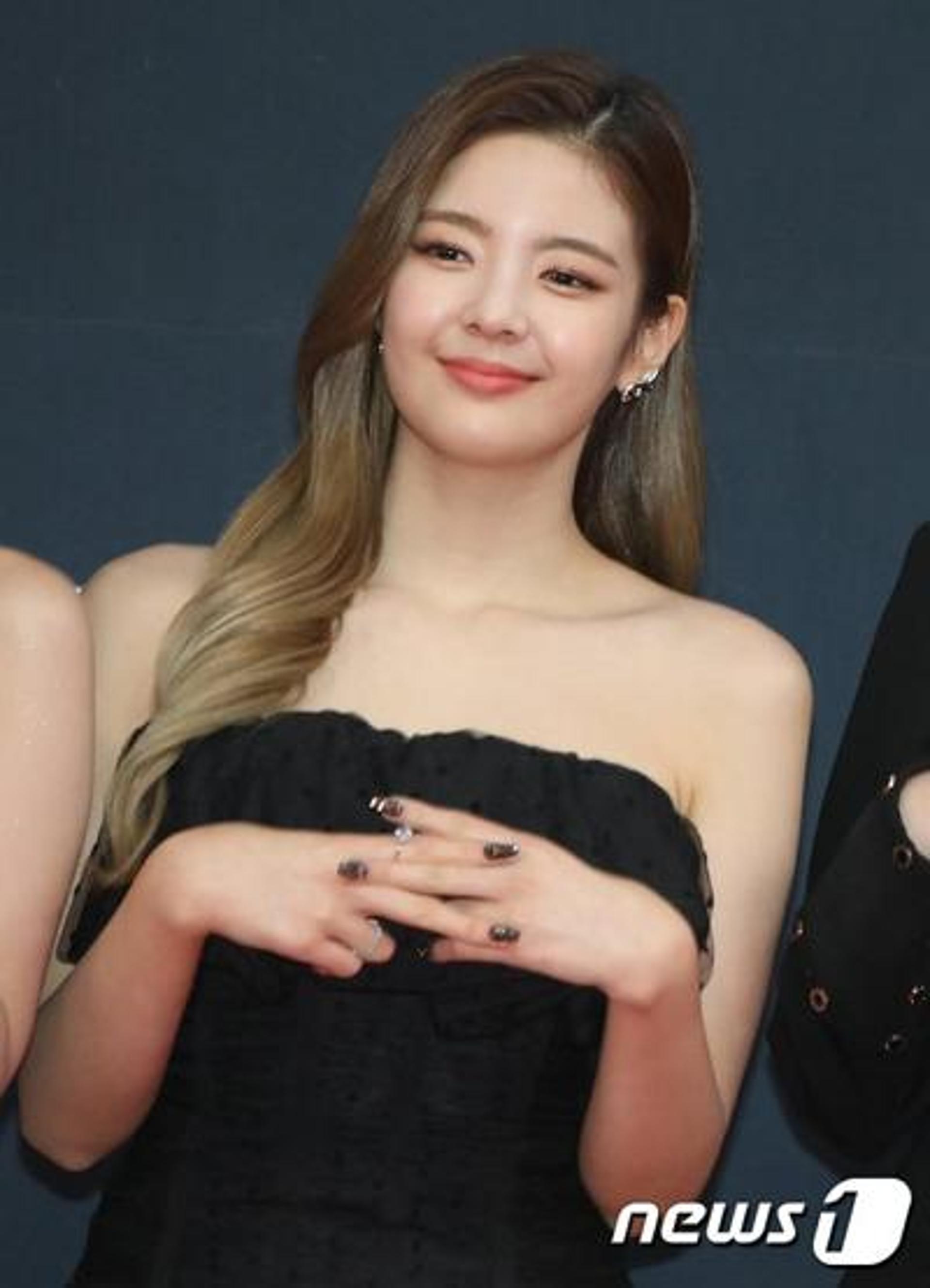 걸그룹 있지 리아, 코로나19 확진… 현재 상태는?