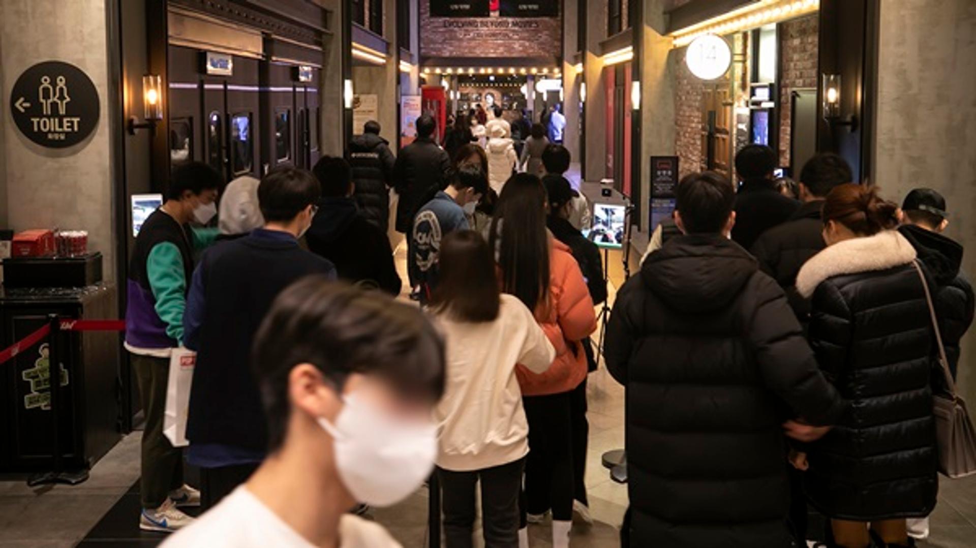 정부, '6인·10시'로 사회적 거리두기 변경… 19일부터 적용(상보)