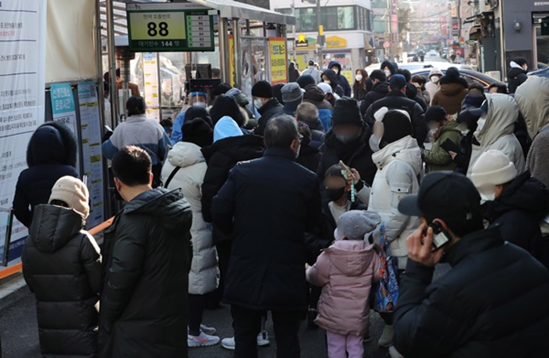 신규 확진자 9만명대 중후반 전망… '주말효과'도 실종