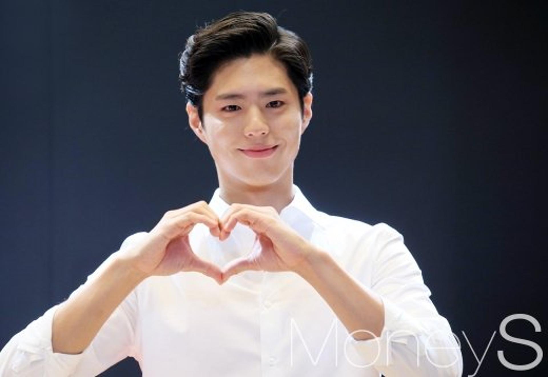 '조기 전역' 박보검이 돌아온다