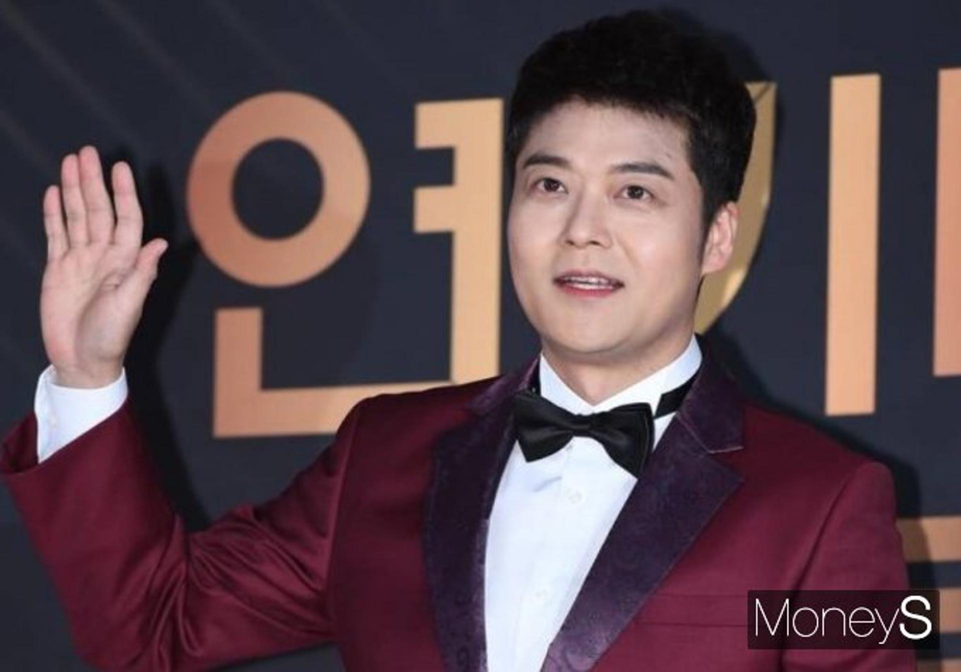 [김유림의 연예담] 한혜진·이혜성… 전현무, 상처만 남은 공개연애