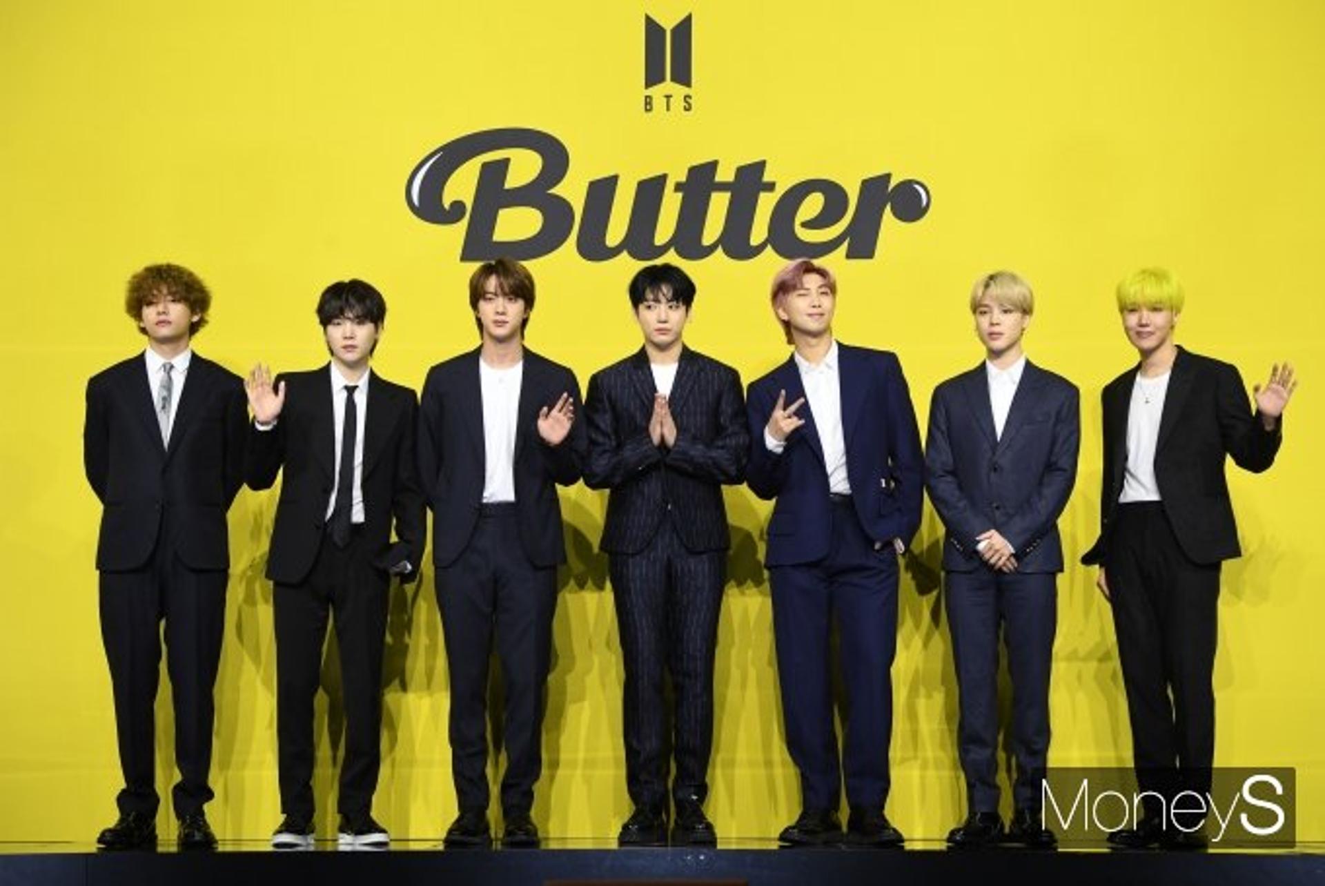 '회당 1만5000명' BTS 대규모 콘서트… 포스트 코로나 시동?