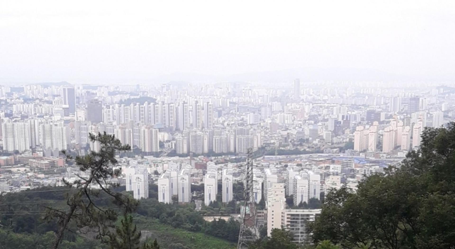 '팔려는 사람만 잔뜩'…광주·전남, 최근 아파트 '매수심리' 바닥