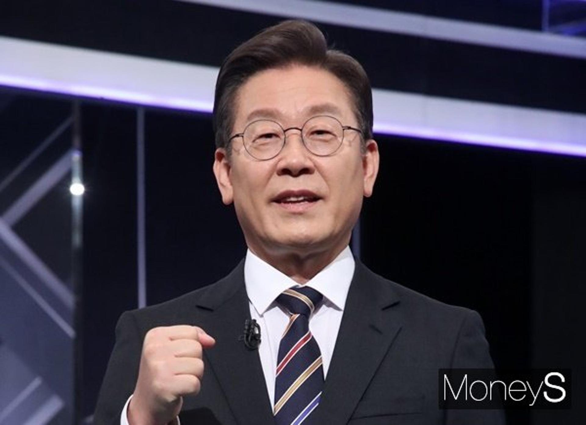 이재명 "정치 교체 필요, 부정부패·주가조작 후보 안돼"