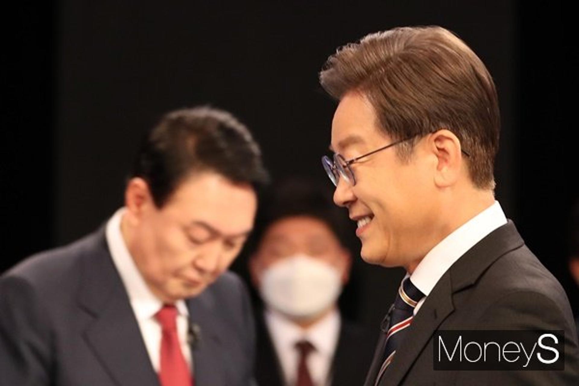 "허위 근거 질문, 나중에 밝힐 것"… 이재명, 尹에 안타까움 전해