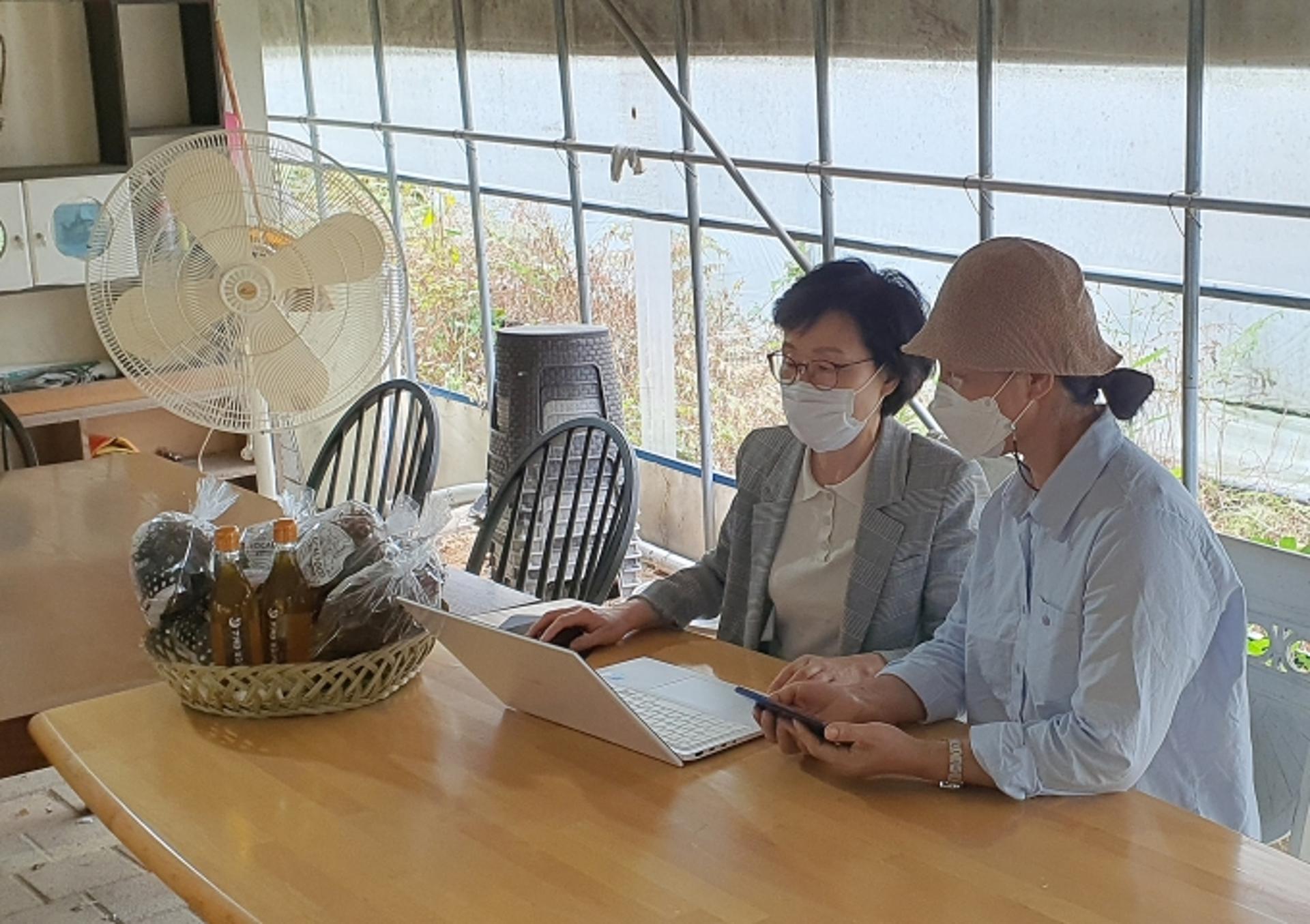 경기도 농기원, 강소농 민간전문가 현장지원단 운영…1:1 맞춤형 조언