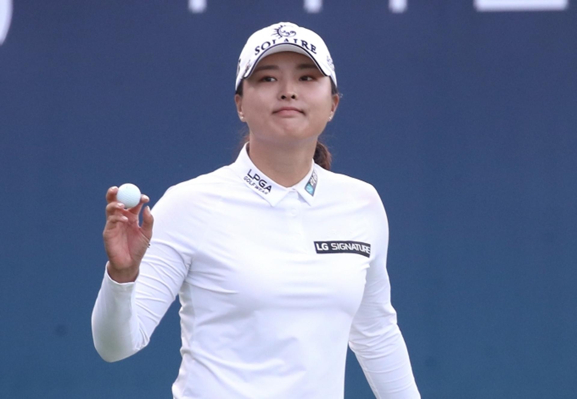 고진영, 전설 소렌스탐 대기록도 넘었다… LPGA HSBC 위민스월드챔피언십 우승