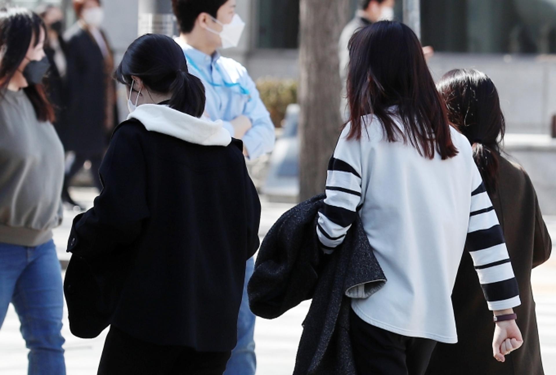 [오늘 날씨] 일교차 크고 ‘쌀쌀·건조’… 미세먼지는 ‘좋음’