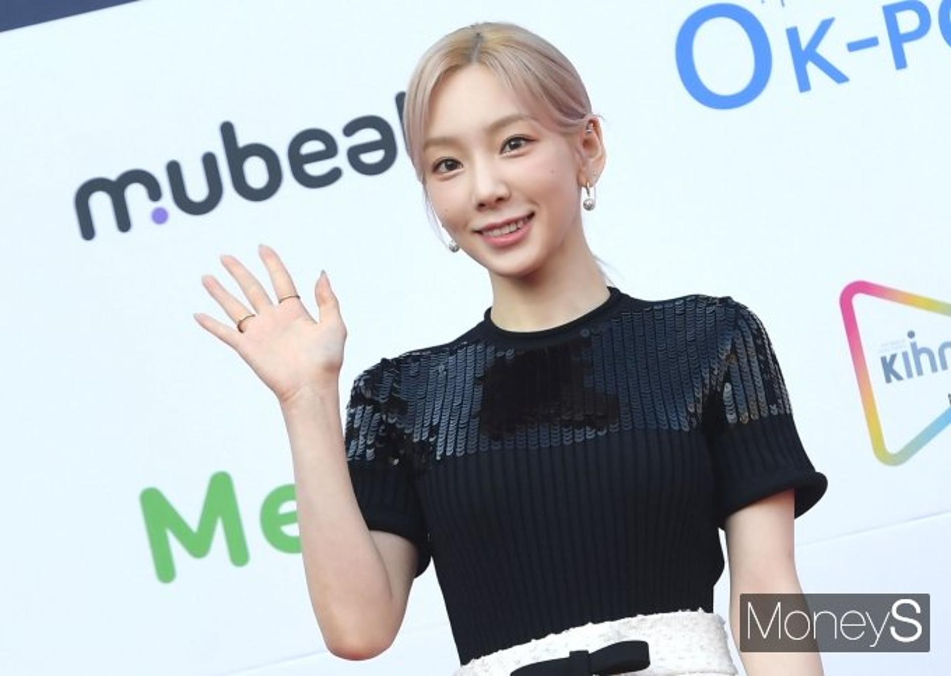 태연, '데뷔 15주년' 소녀시대 컴백 예고… "기대할게요"