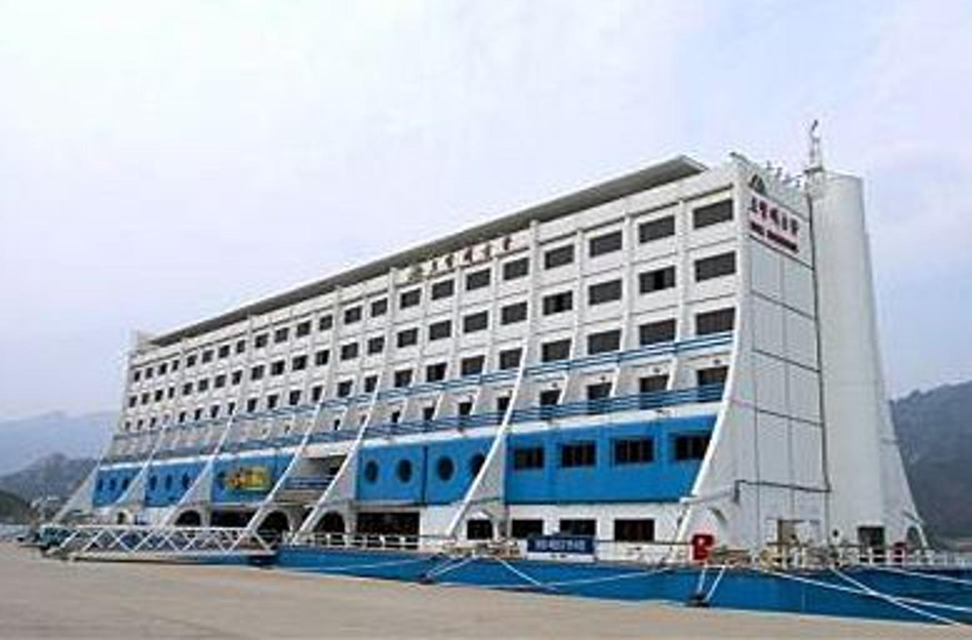 북한, 현대아산 소유 금강산 해금강호텔 철거 진행