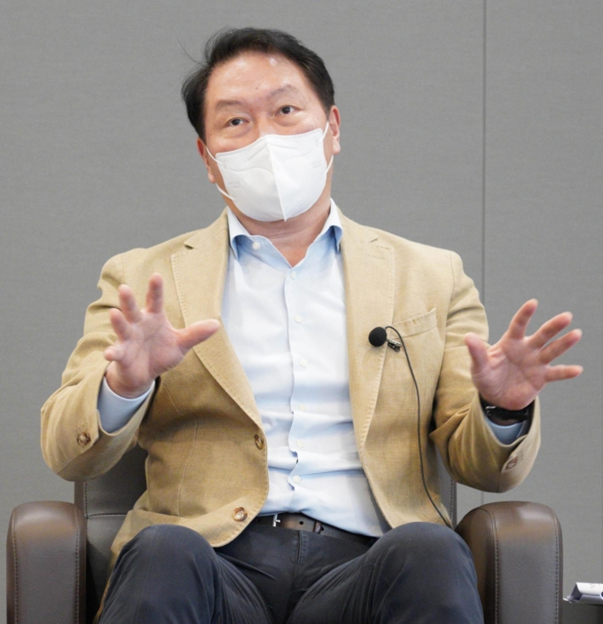 최태원 회장 “새 정부 민간 협업 기대… 경제정책 함께 만들어야”