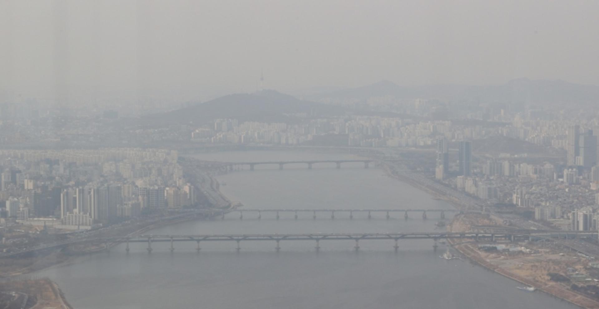 [내일 날씨] 수도권 미세먼지 ‘나쁨’… 일교차 최대 20도