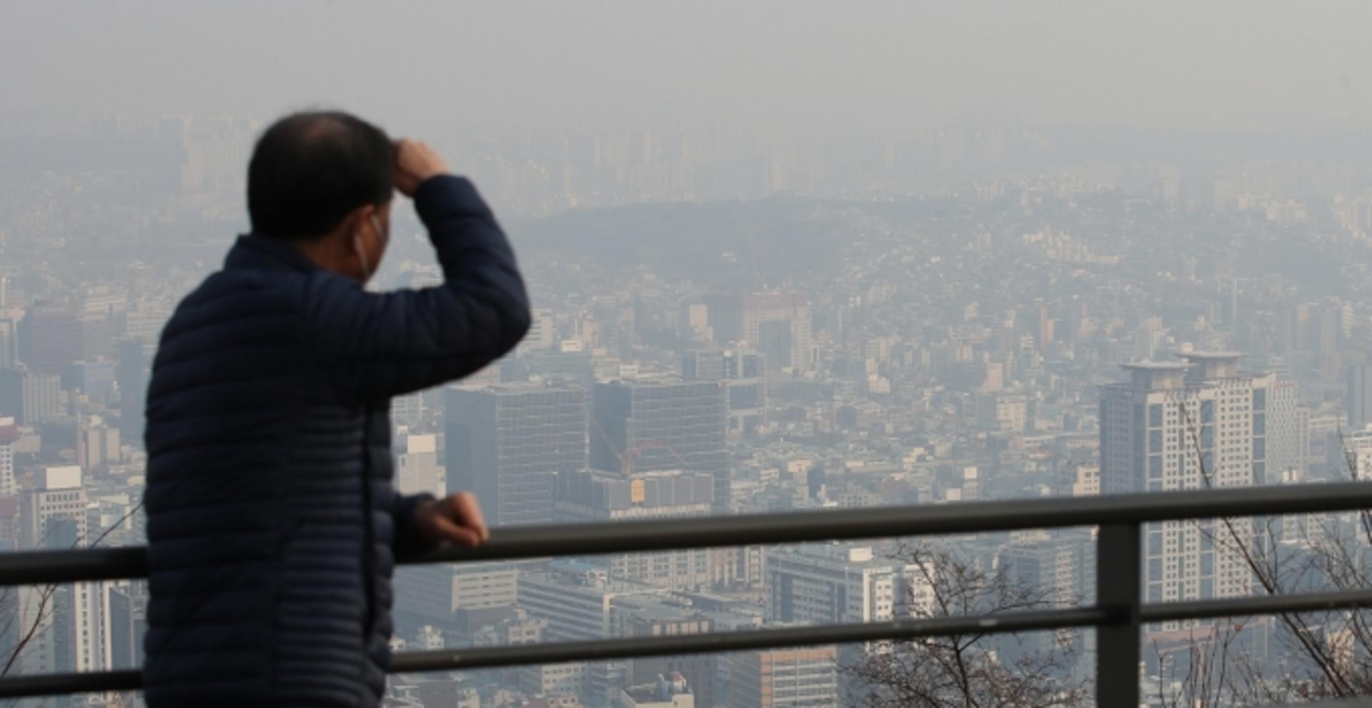 [오늘 날씨] 일교차 최대 20도… 서울·경기 남부는 미세먼지 ‘나쁨’