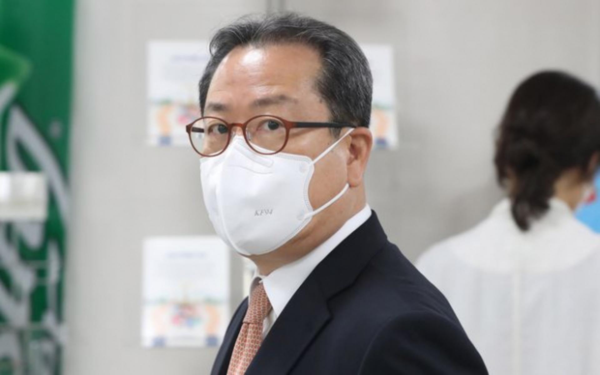 '이재명 비판' 조광한 남양주시장 민주당 탈당…"지금의 민주당 사랑하기 어렵다"