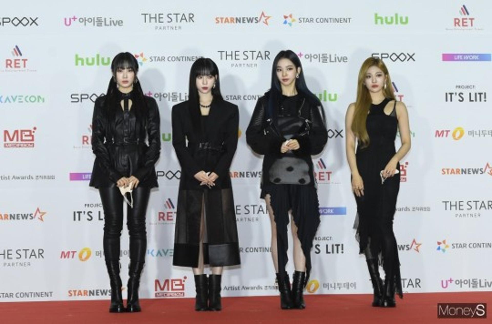 성희롱 당한 '에스파'… 외부인 탓하는 '경복고'?