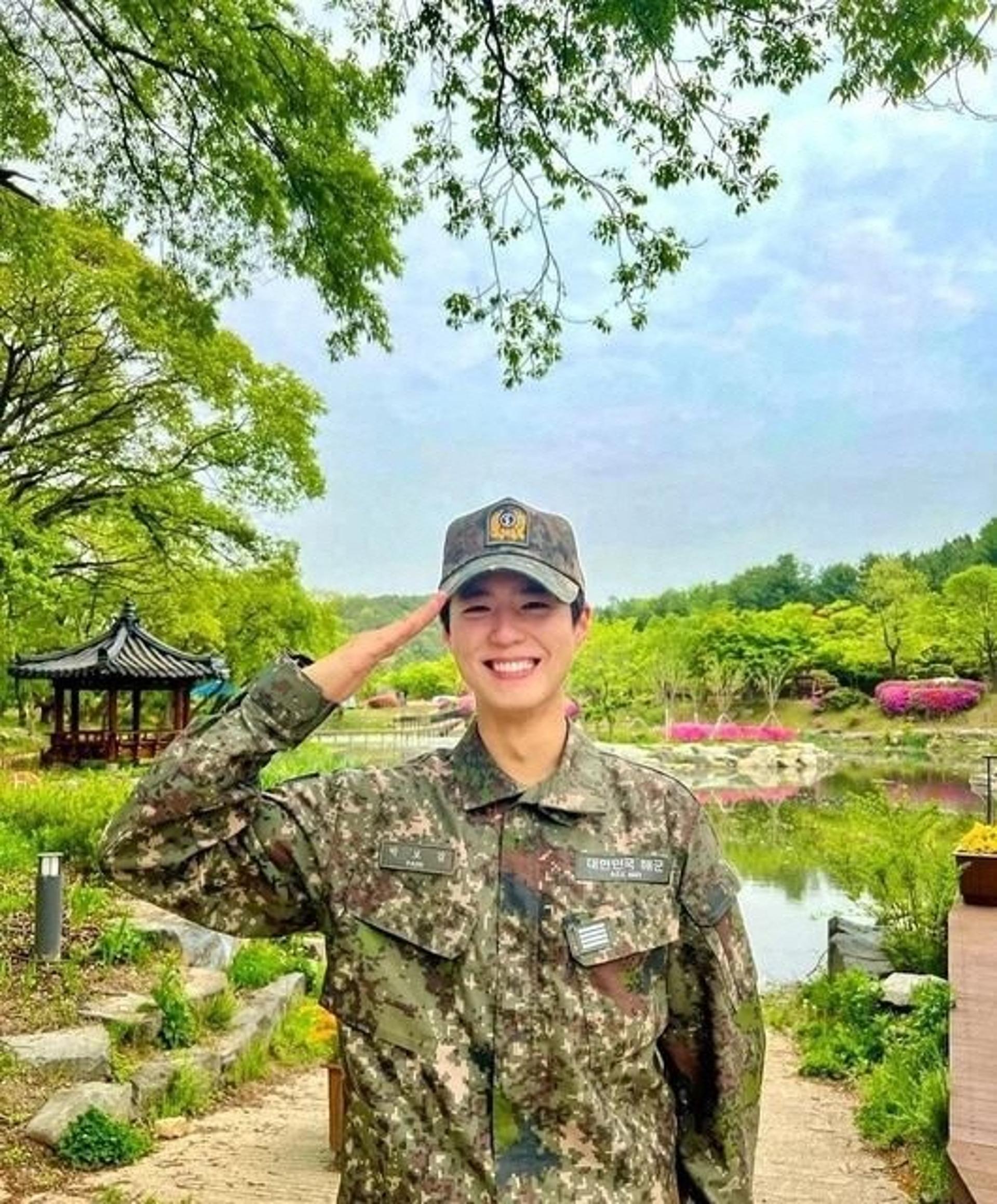 "각 살아있네"…'제대' 박보검 근황, 훈훈 비주얼 美쳤네?