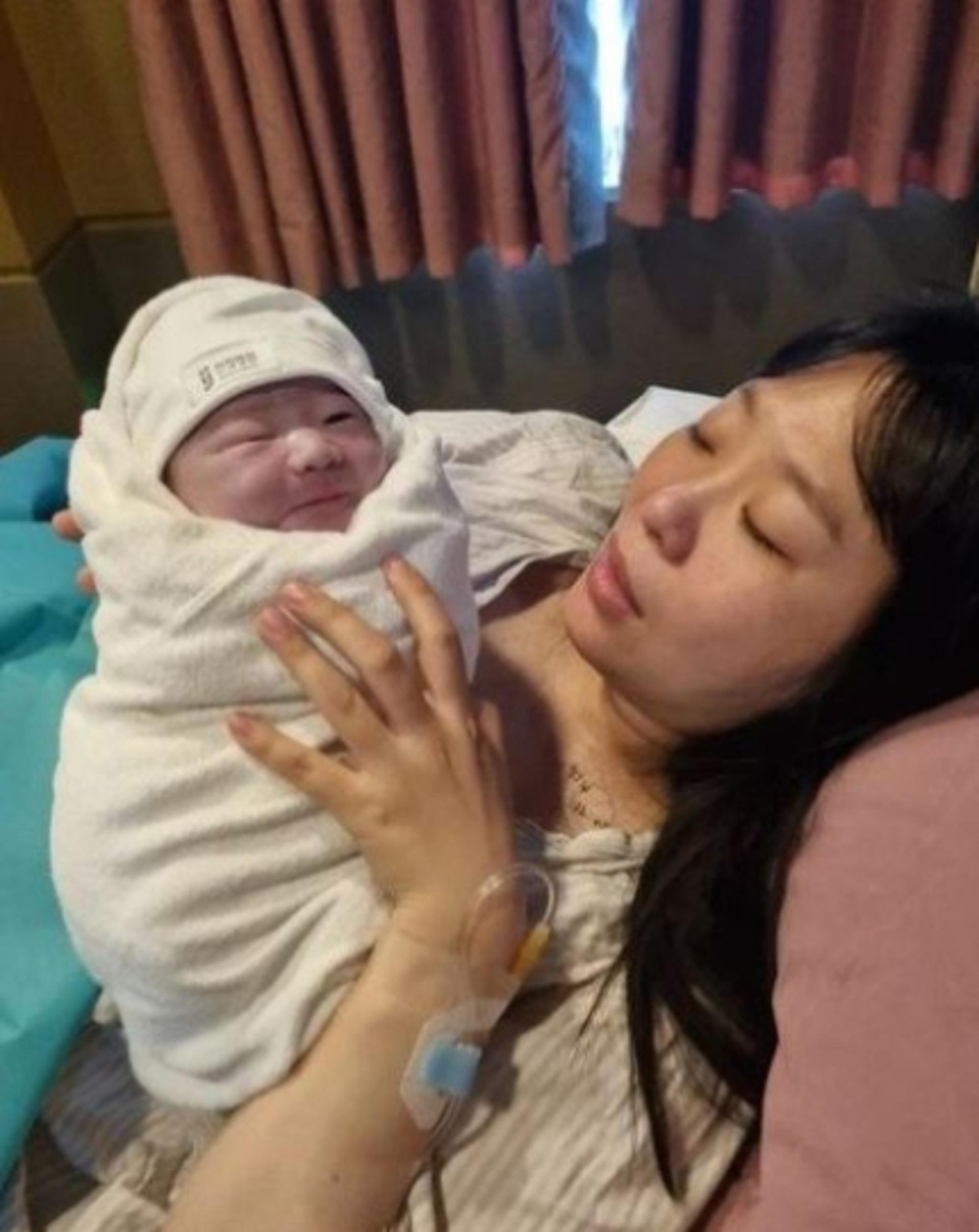방송인 정주리, 넷째 득남 "무서울 게 없는 4형제 엄마"