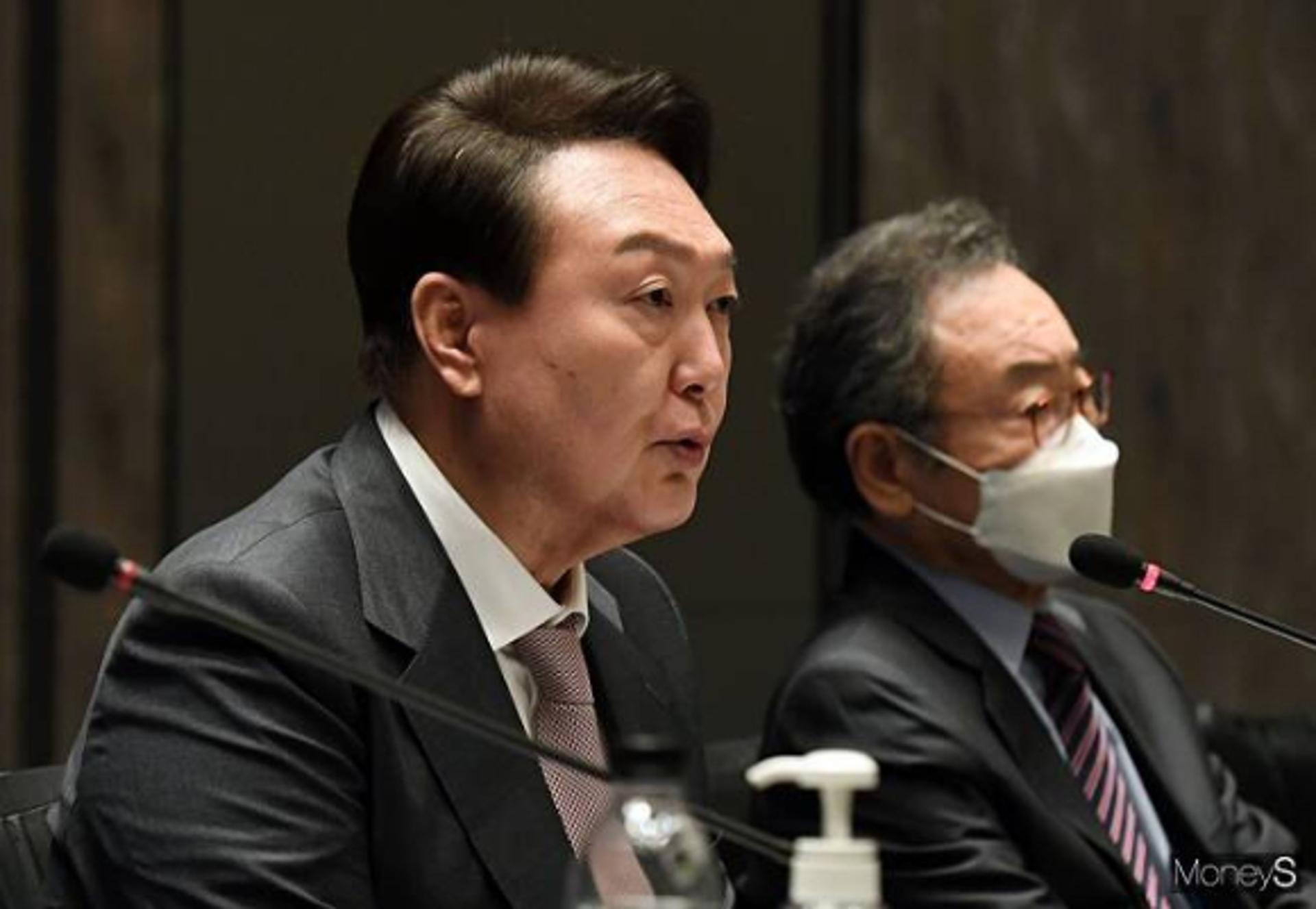 5대그룹 총수, 尹 취임 만찬 참석… 새 정부 정·재계 스킨십 확대