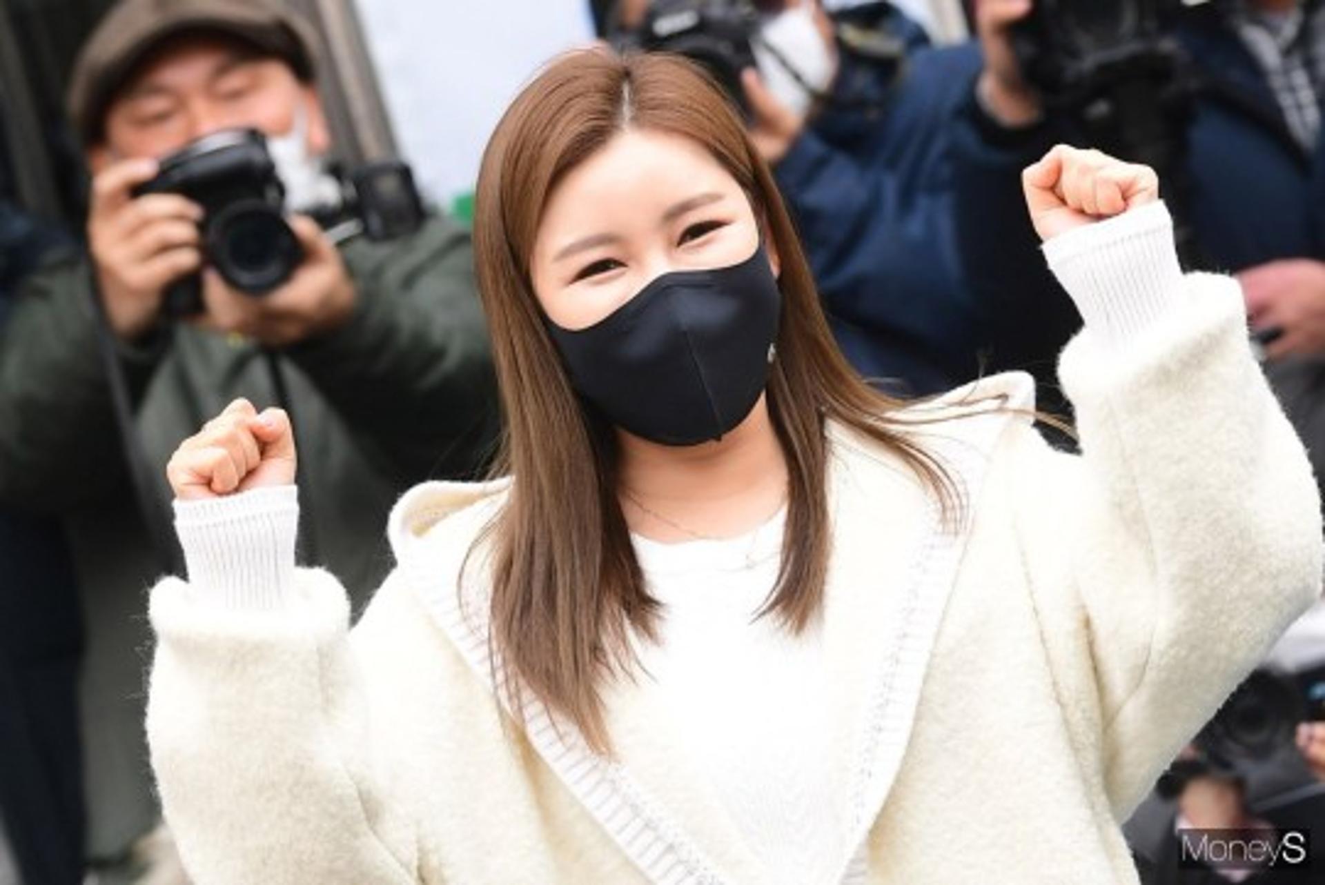 "제발 건드리지 마"… 송가인, 기자들에 이런 부탁을?