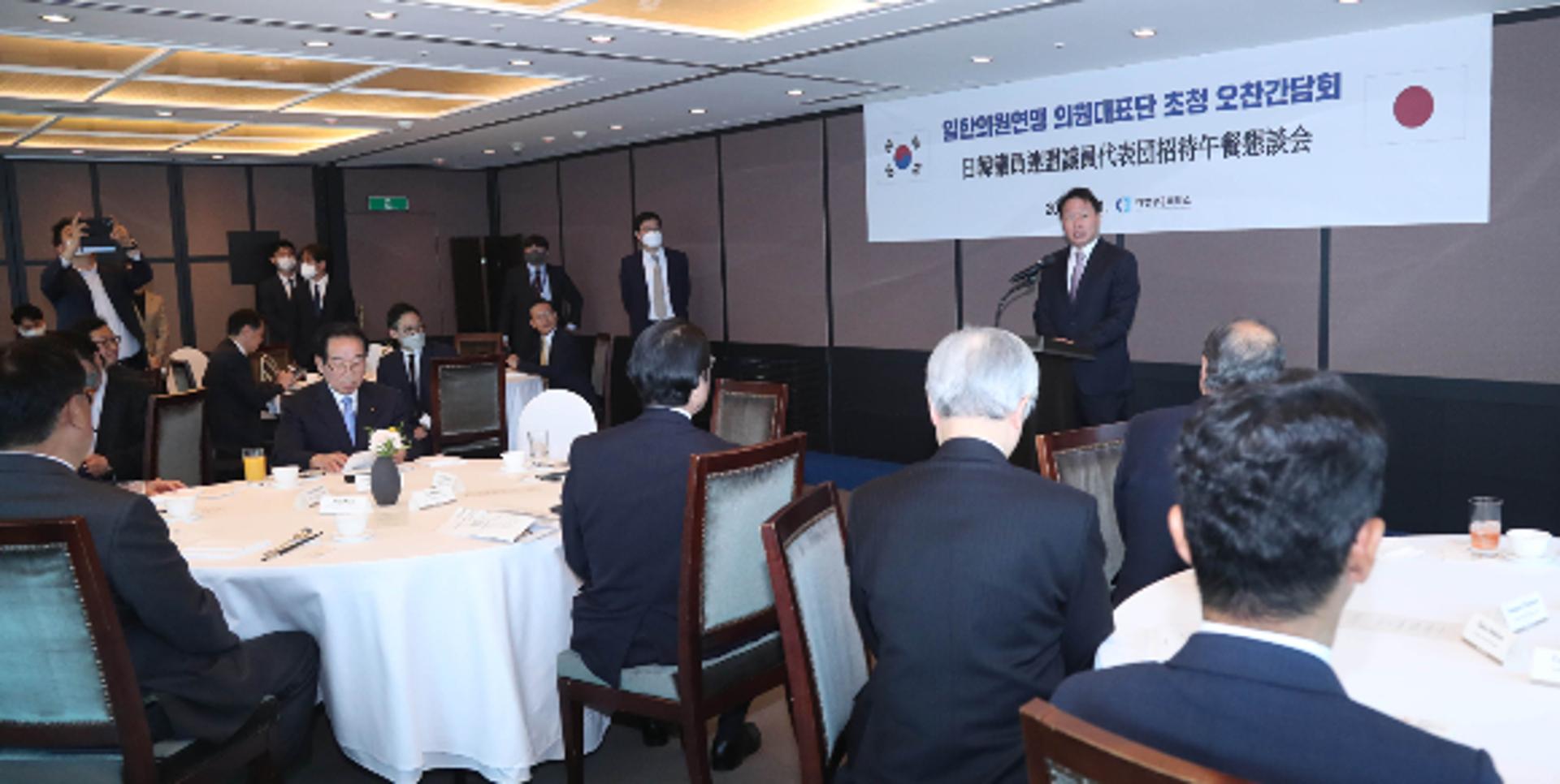 최태원 "한일 상의회장단 회의 재개… 6월 日 방문 추진"