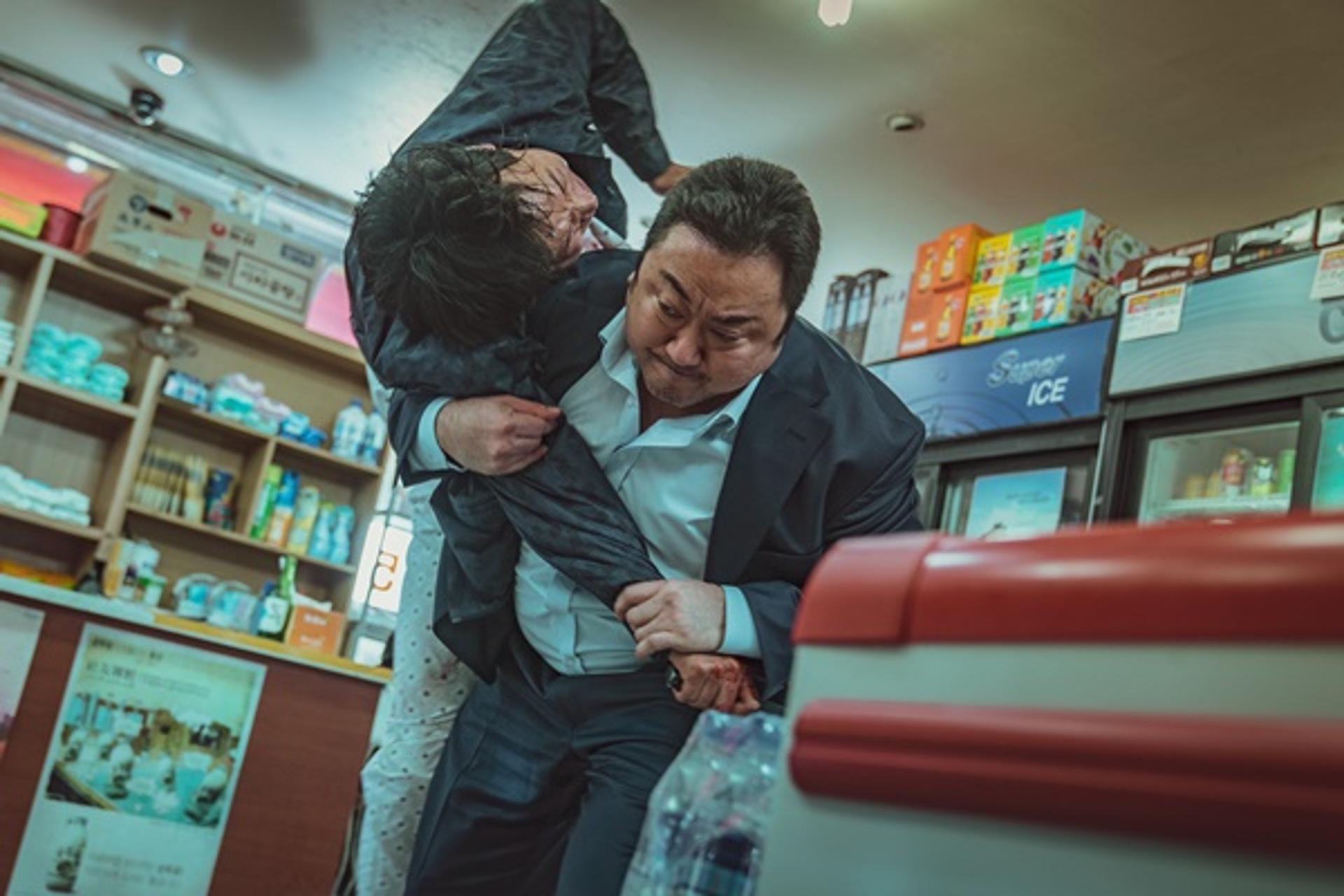 [영화-범죄도시2] "느낌 오지? 잡아야 하는 거"